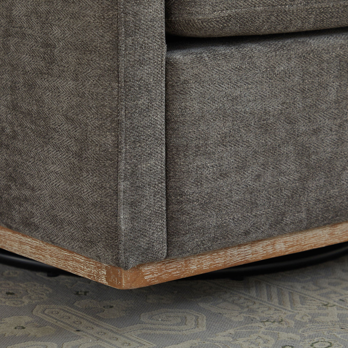 Modern Square Upholstered Swivel Accent Chair With Metal Base