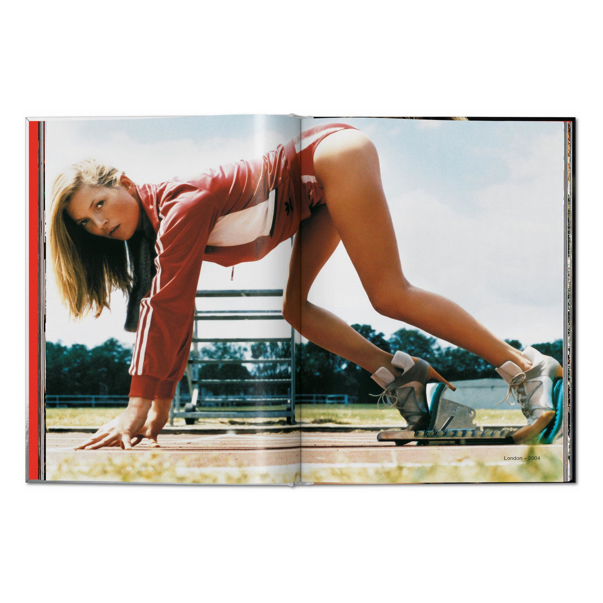 Kate Moss by Mario Testino (English)