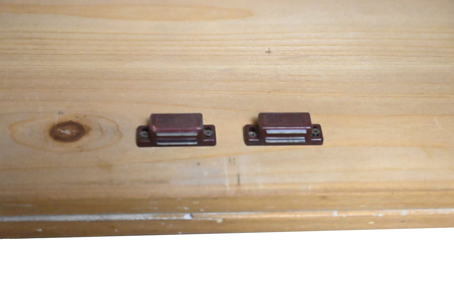 Hollow-Carved Accent Cabinenet