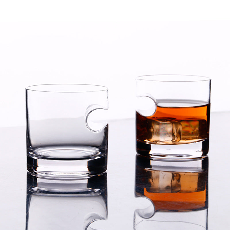 2-Pack Whiskey Glass with Built-in Cigar Rest and Cigar Cutter