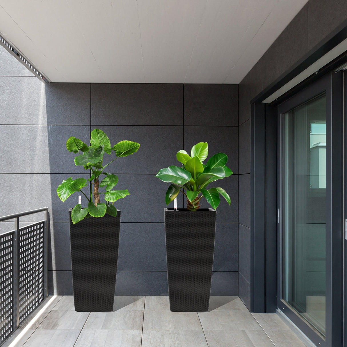 Pack of 2 Square Planters with Automatic Watering System