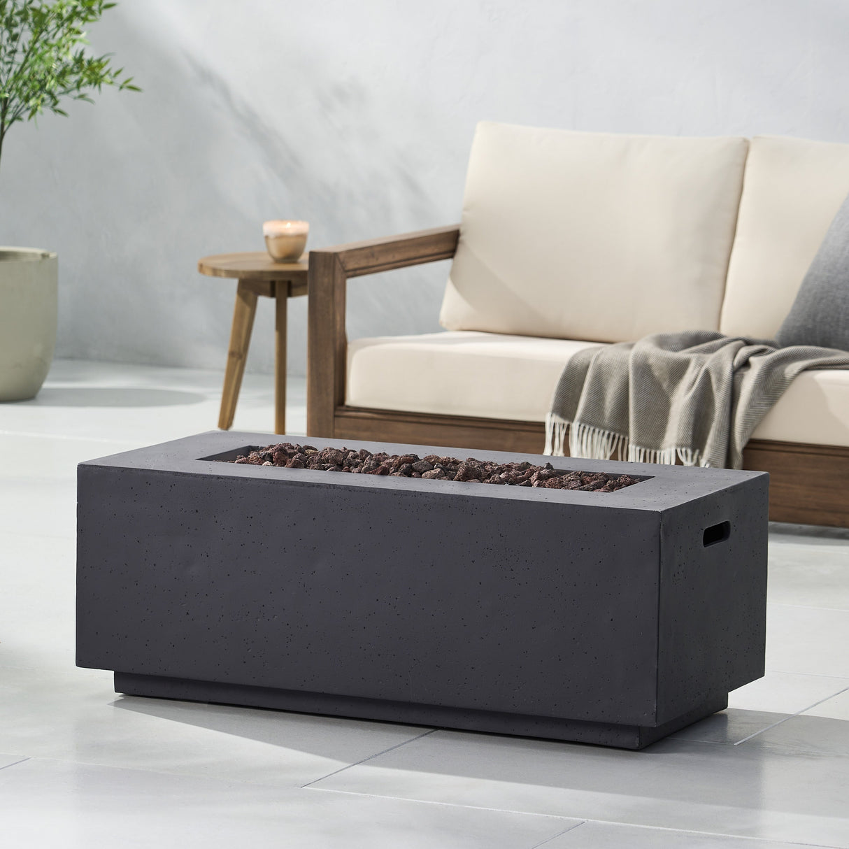 Contemporary Outdoor 40,000 BTU Propane Fire Pit in Light Grey MgO Concrete