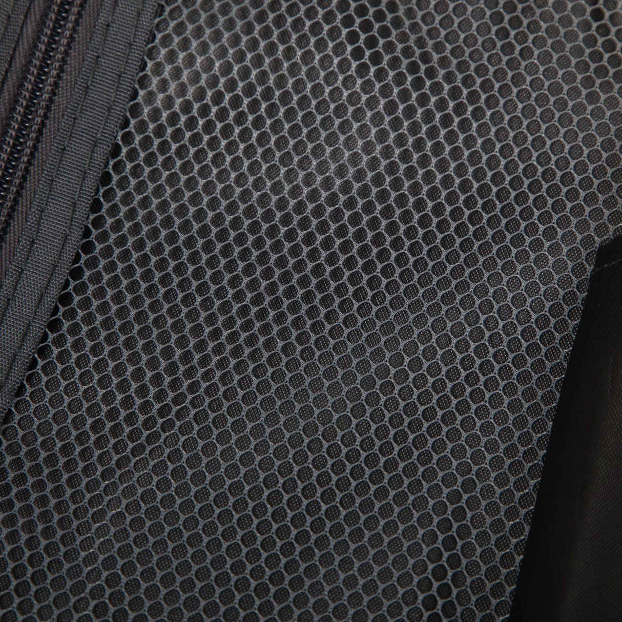 14'/20' 2-Piece ABS Spinner Wheel Luggage Set with Combination Lock