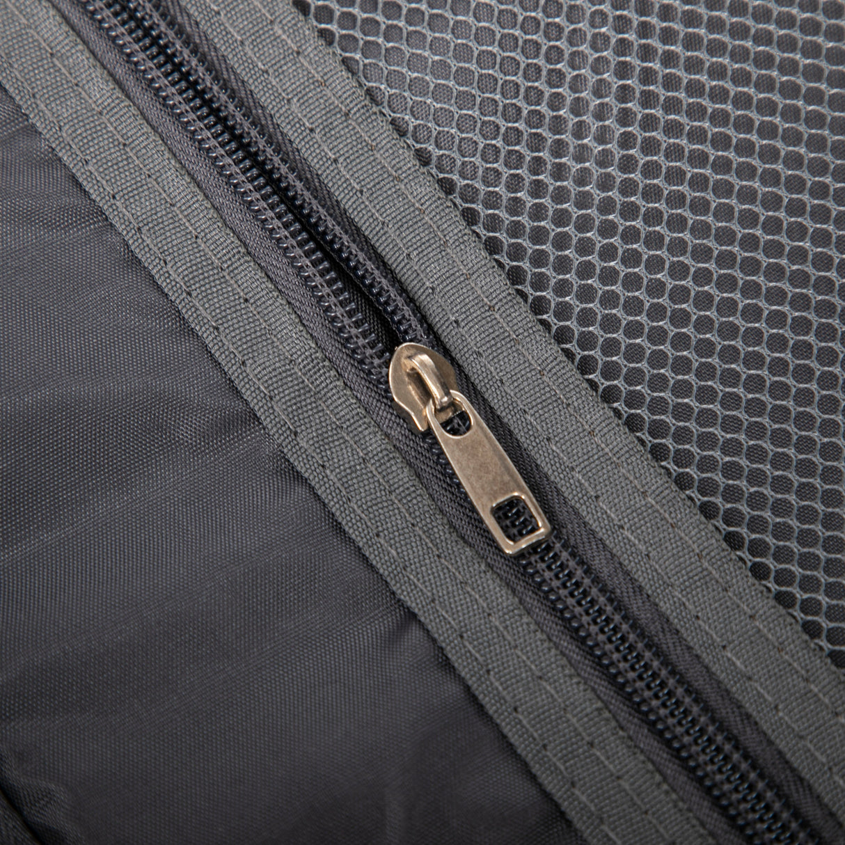 14' & 20' 2-Piece PC Spinner Wheel Carry-On Luggage Set