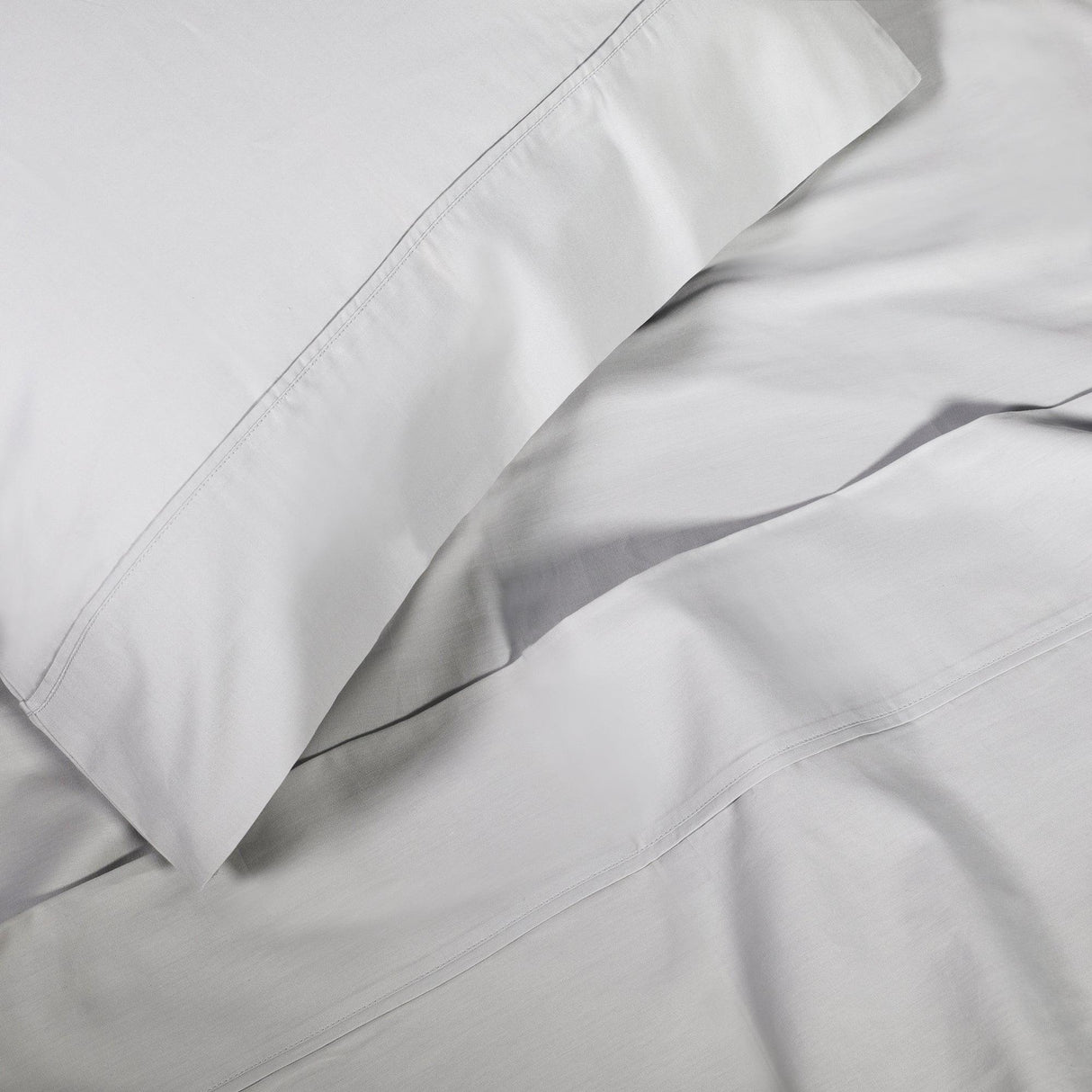 300 Thread Count 100% Cotton Sheet Set Percale Solid Deep Pocket - Sheet Set by Superior Brand