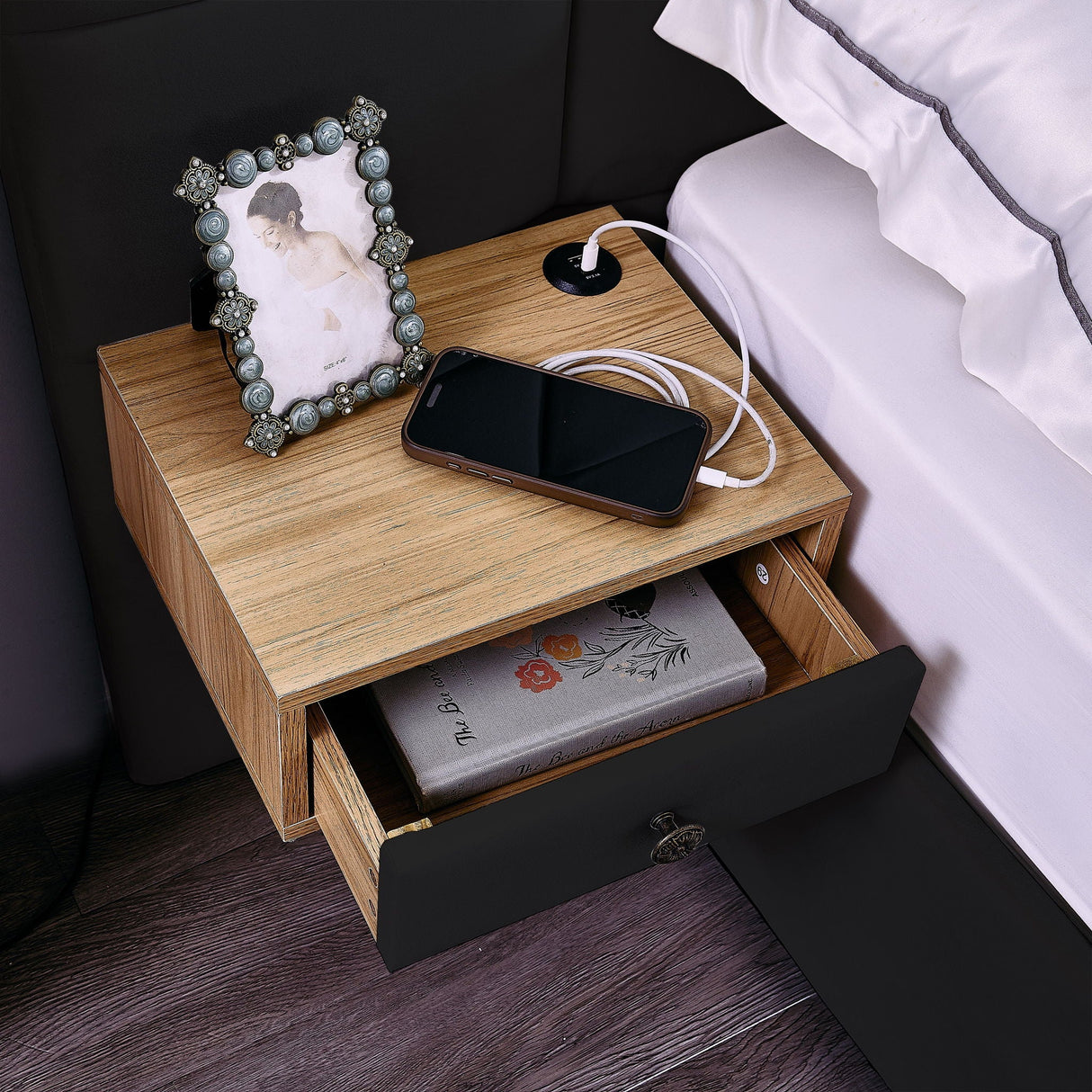 Upholstered Hydraulic Platform Bed With Storage Shelves, Reading Lamps, USB Port