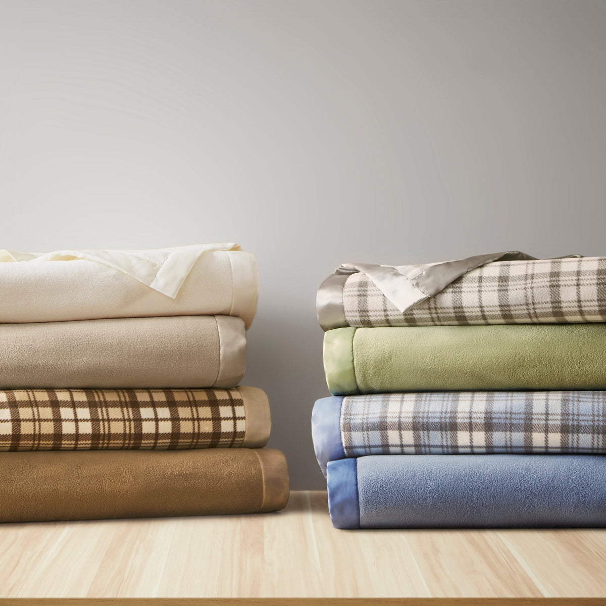 Ivory Microfleece Blanket Full/Queen with Soft Brushed Finish