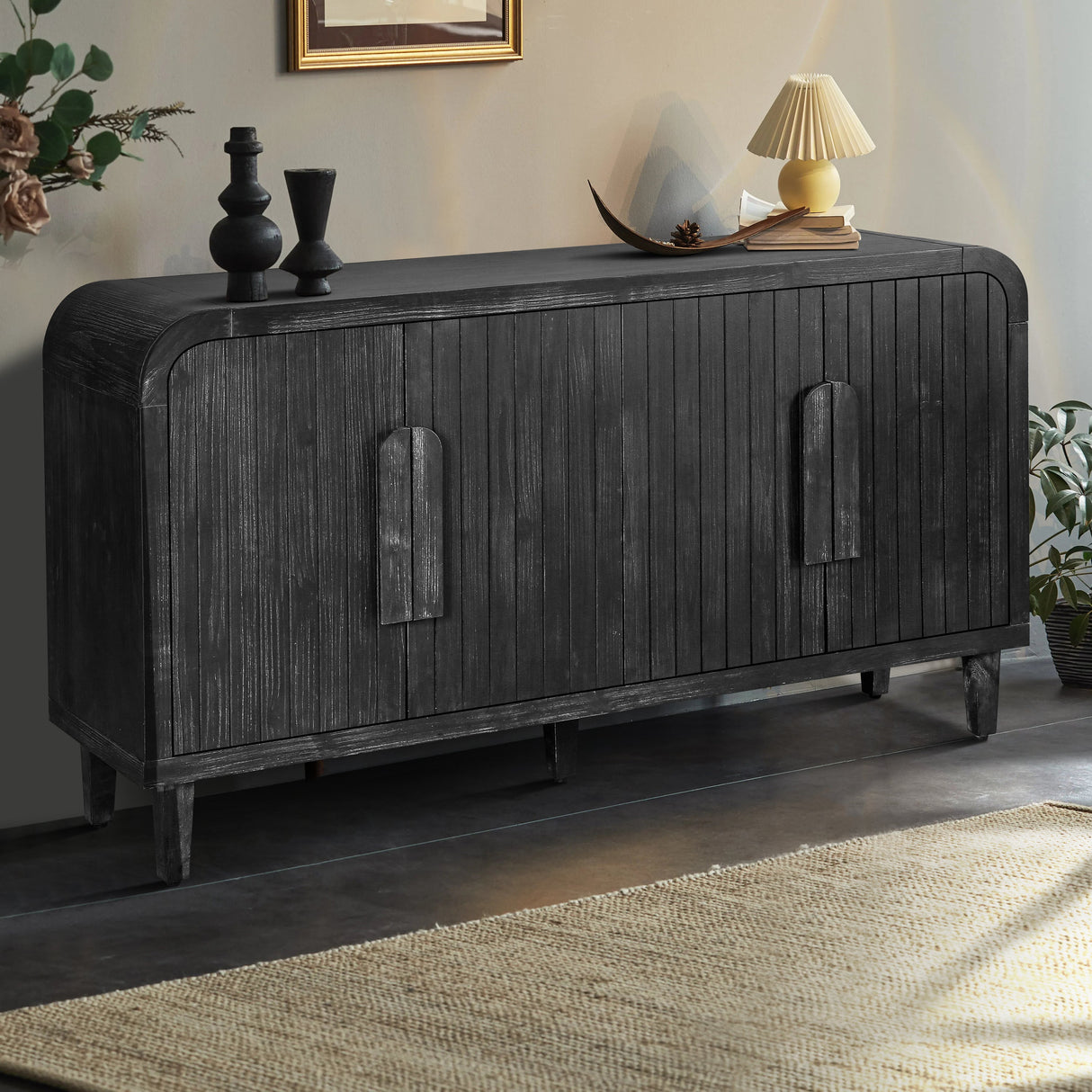 Amulette 4-Door Sideboard with Curved Edge and Adjustable Shelves