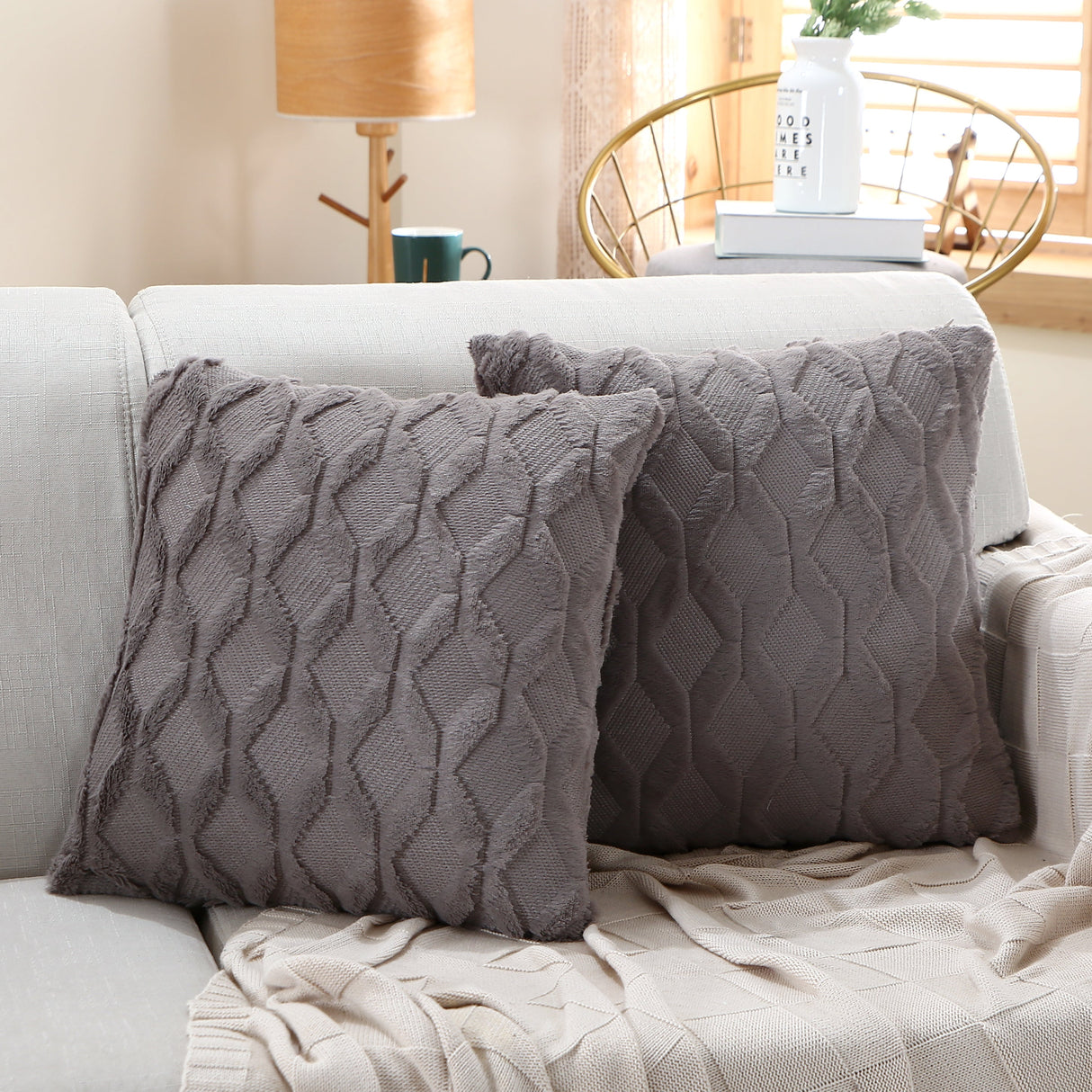 18"x18" Throw Pillow FULL set of cover and insert Wide Variety of Colors reversable