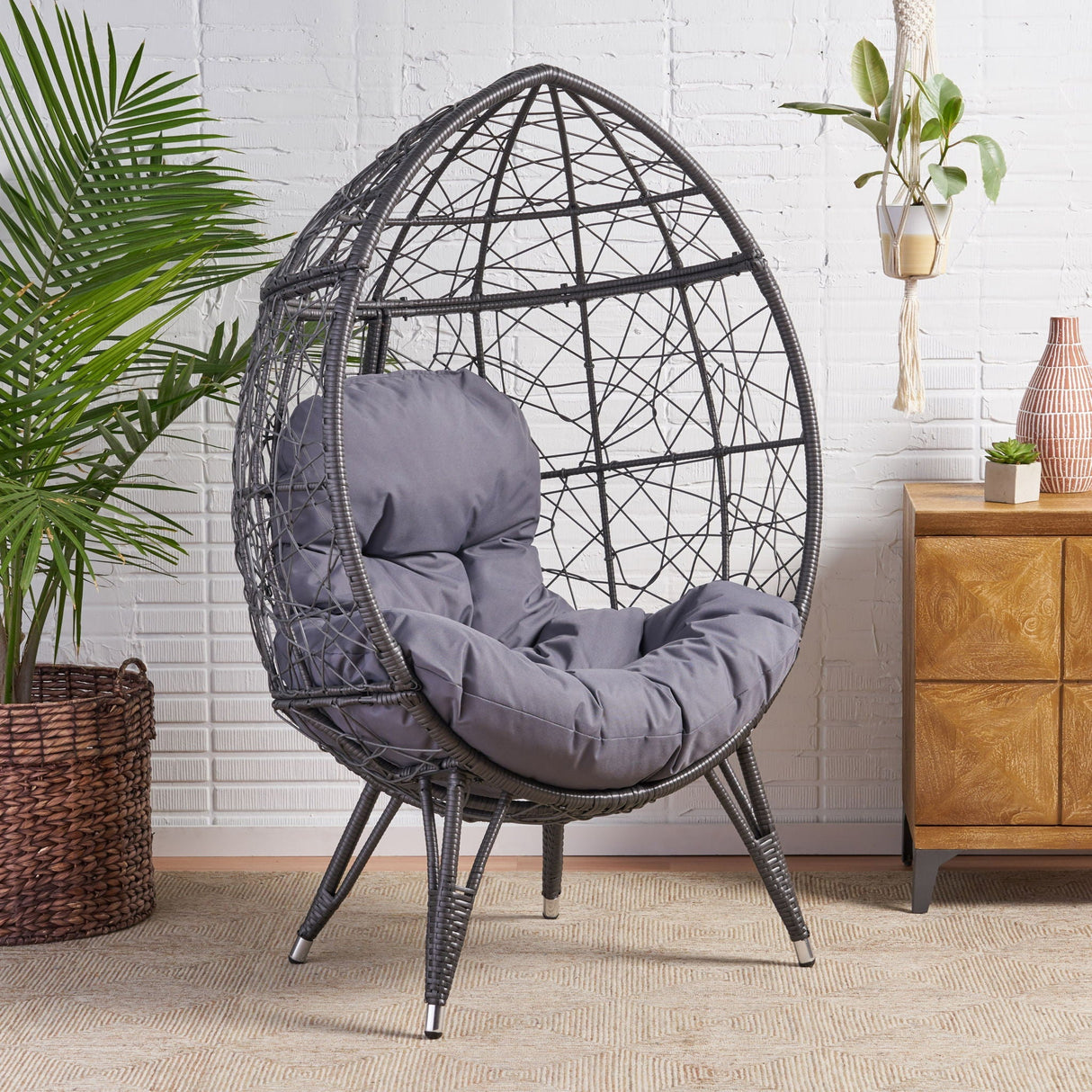 Cosmos - Round Hammered Iron Teardrop Chair