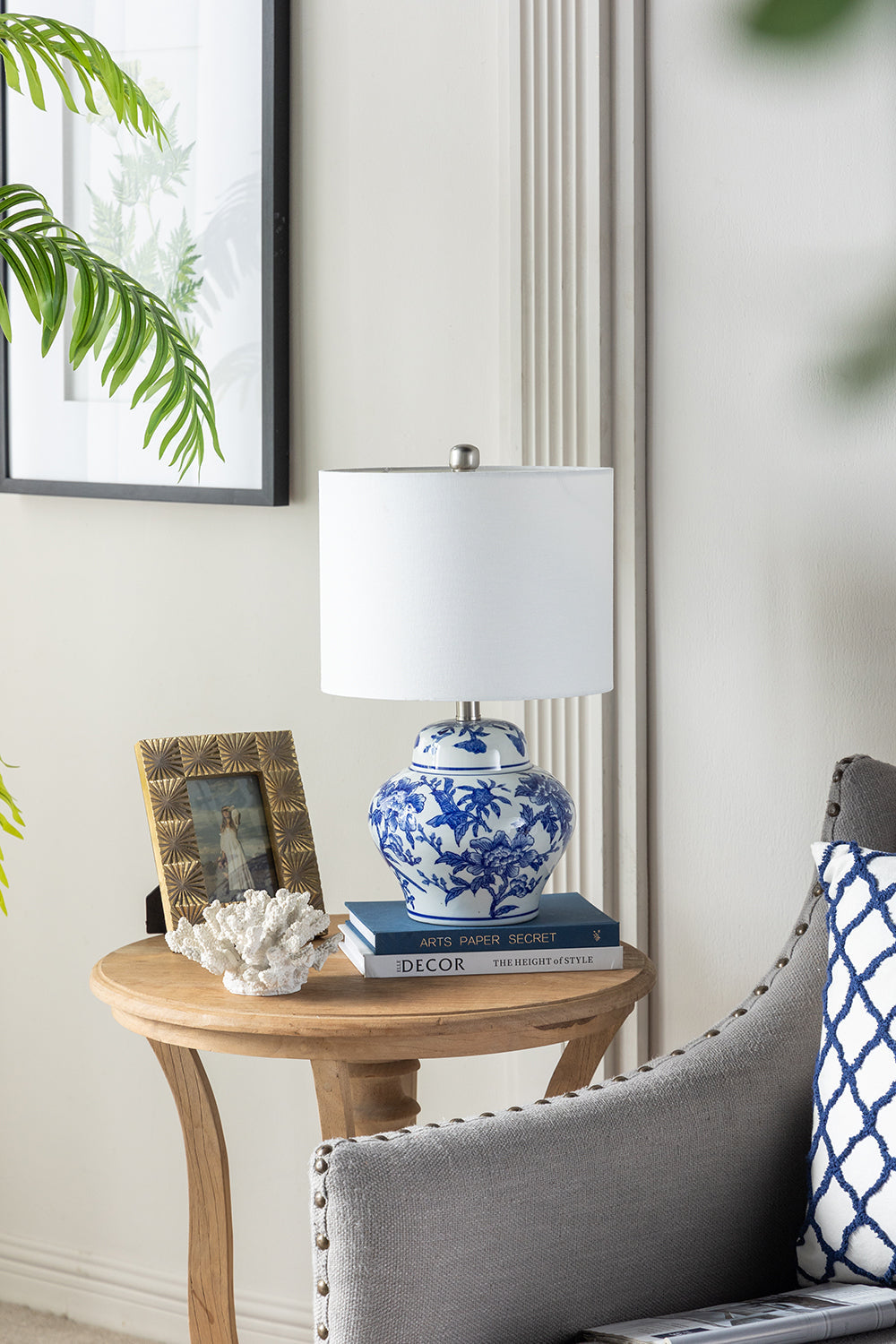 Blue and White Short Urn Ceramic Vase Lamp