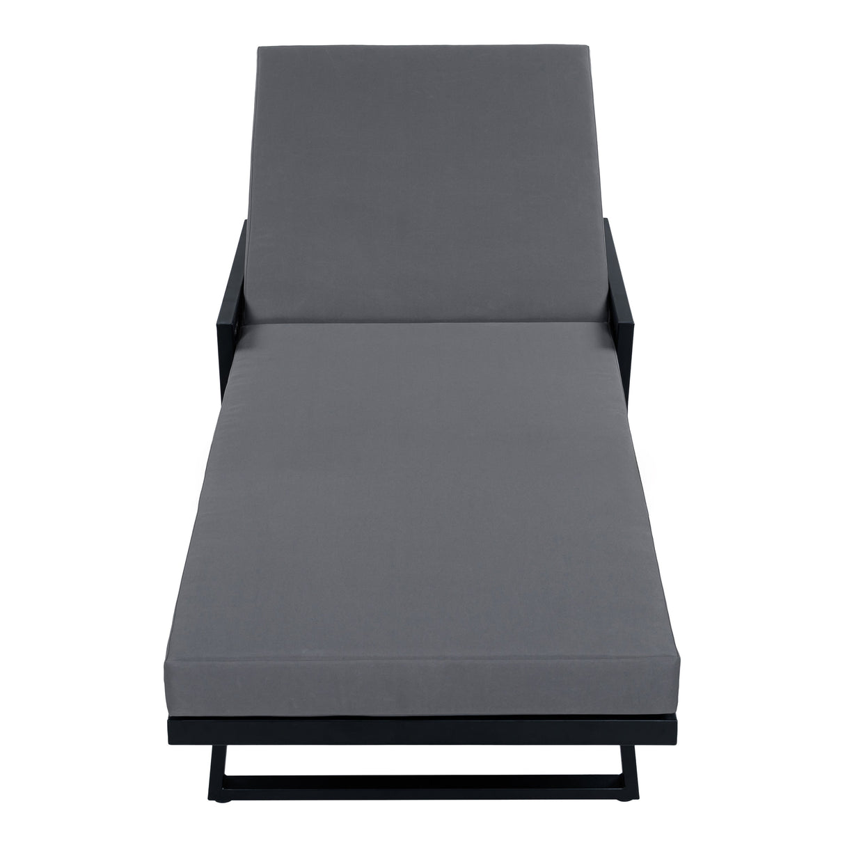 Black Iron Outdoor Chaise Lounge with Mixed Rope