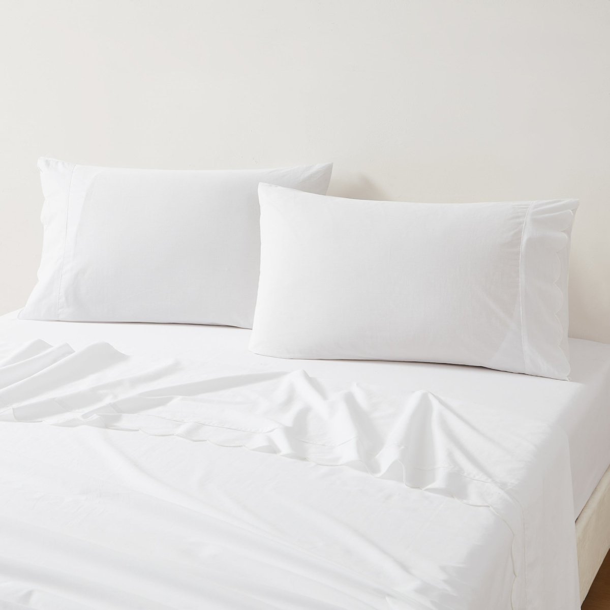 Coastal Chic Scalloped Edge Cotton Sheet Set