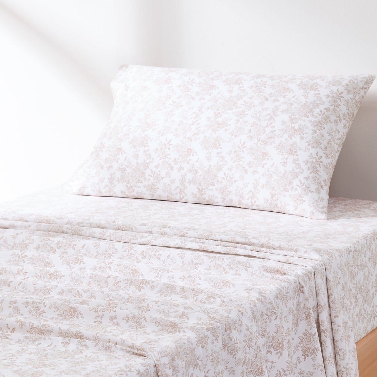 Peony Toile Cotton Sheet Set