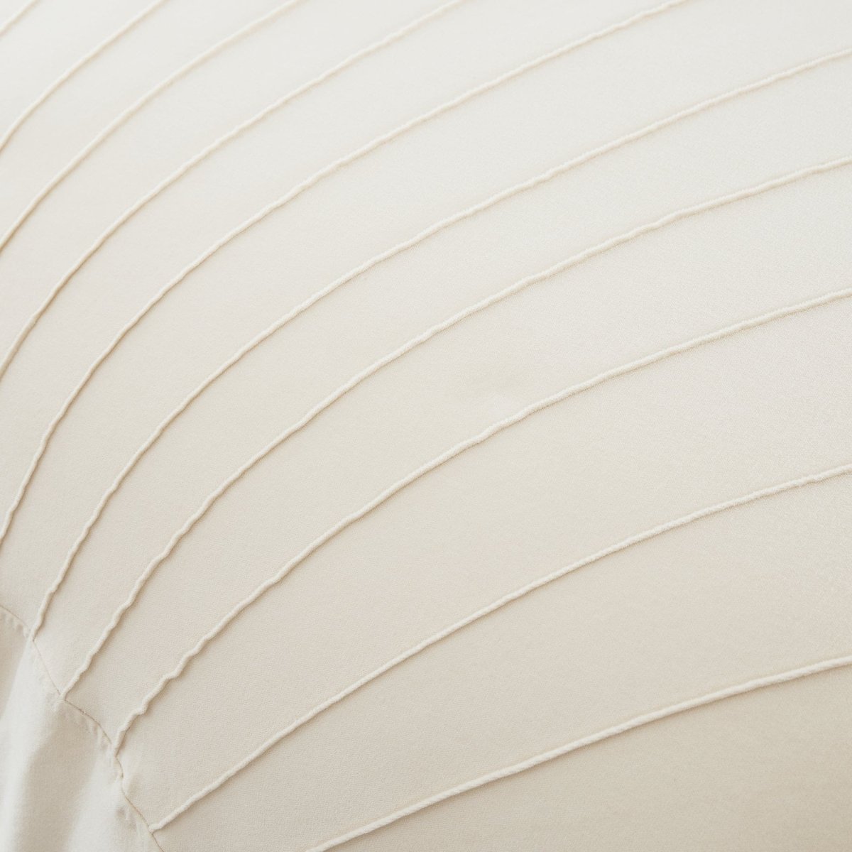 Solar Drift Velvet Comforter Set