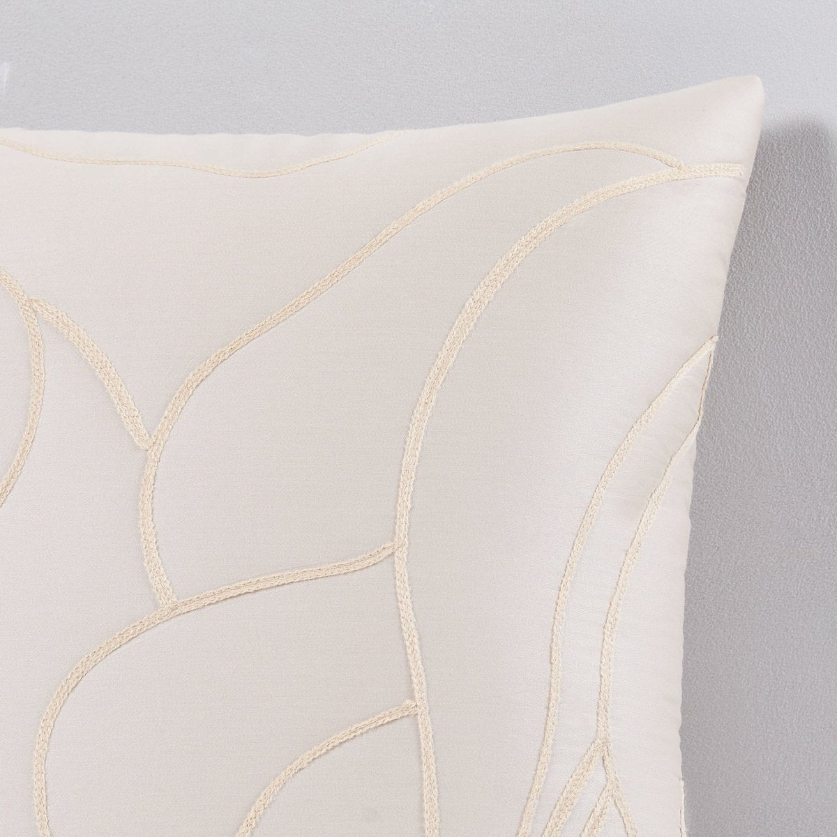 Kinoko Decorative Pillow Cover