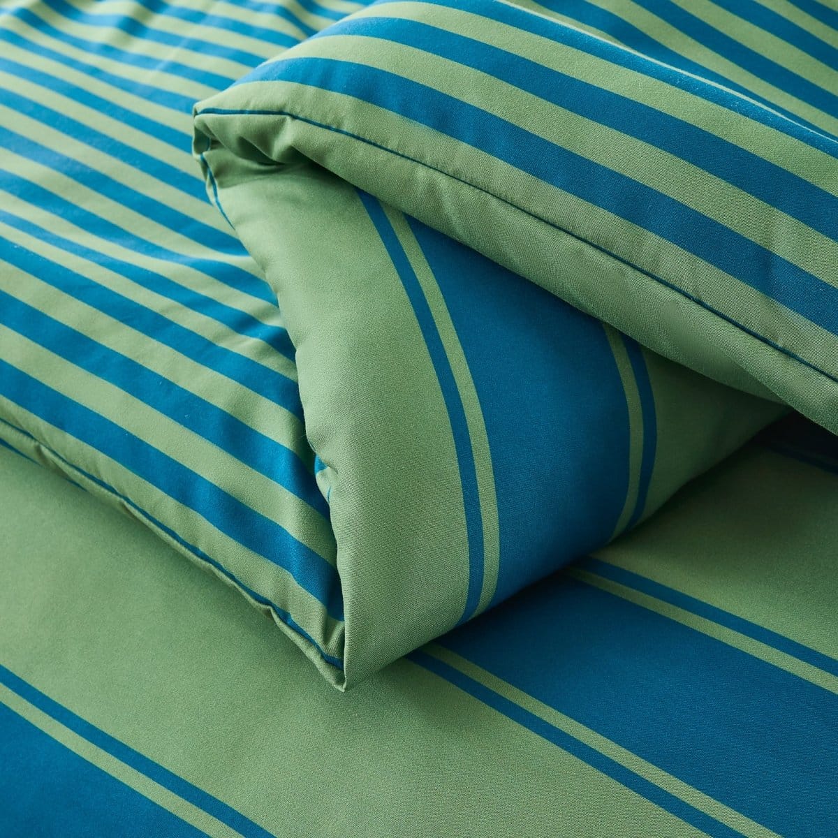 Gale Cabana Stripe Comforter Set