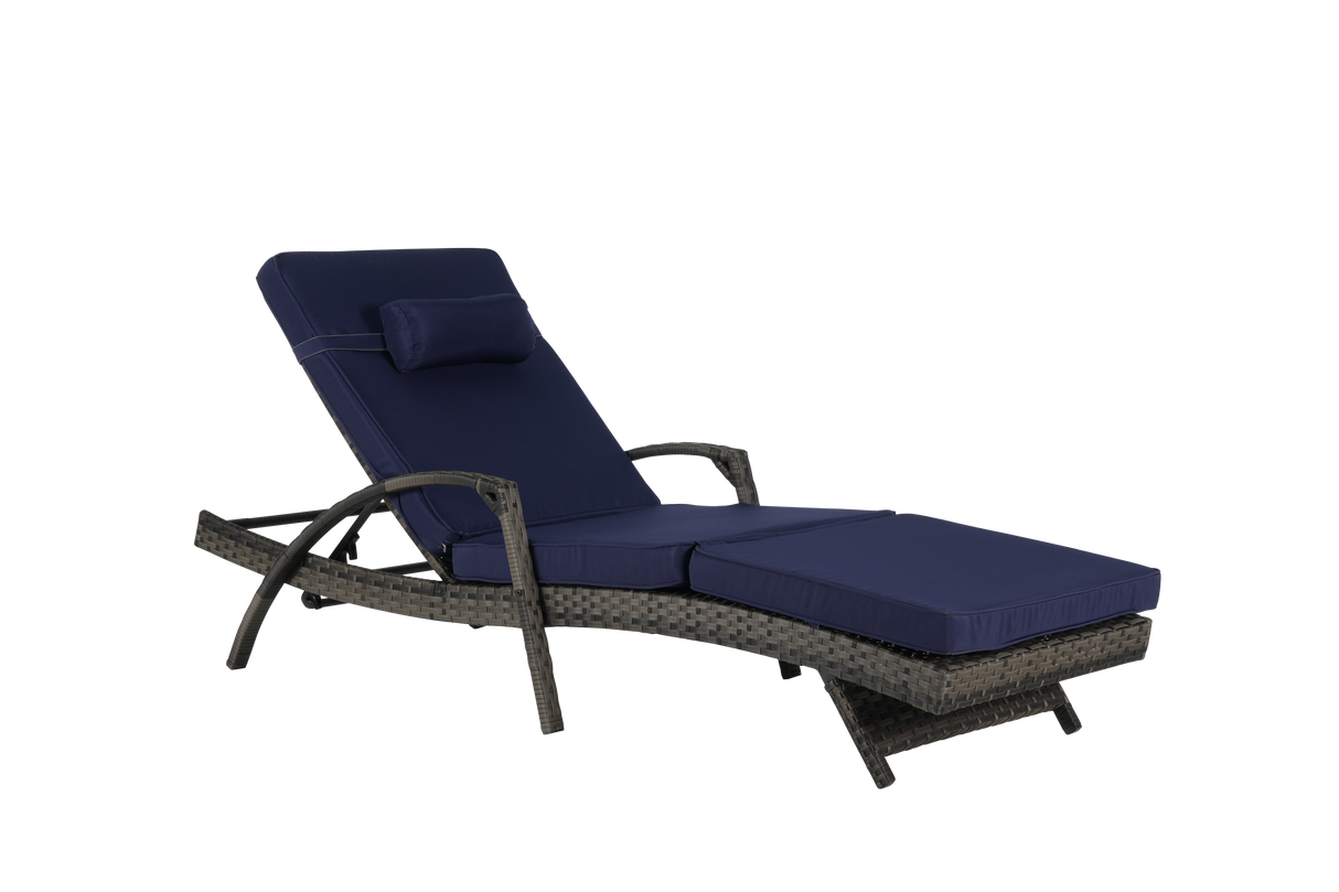 Outdoor Wicker Reclining Chair Set of 2 with Cushions