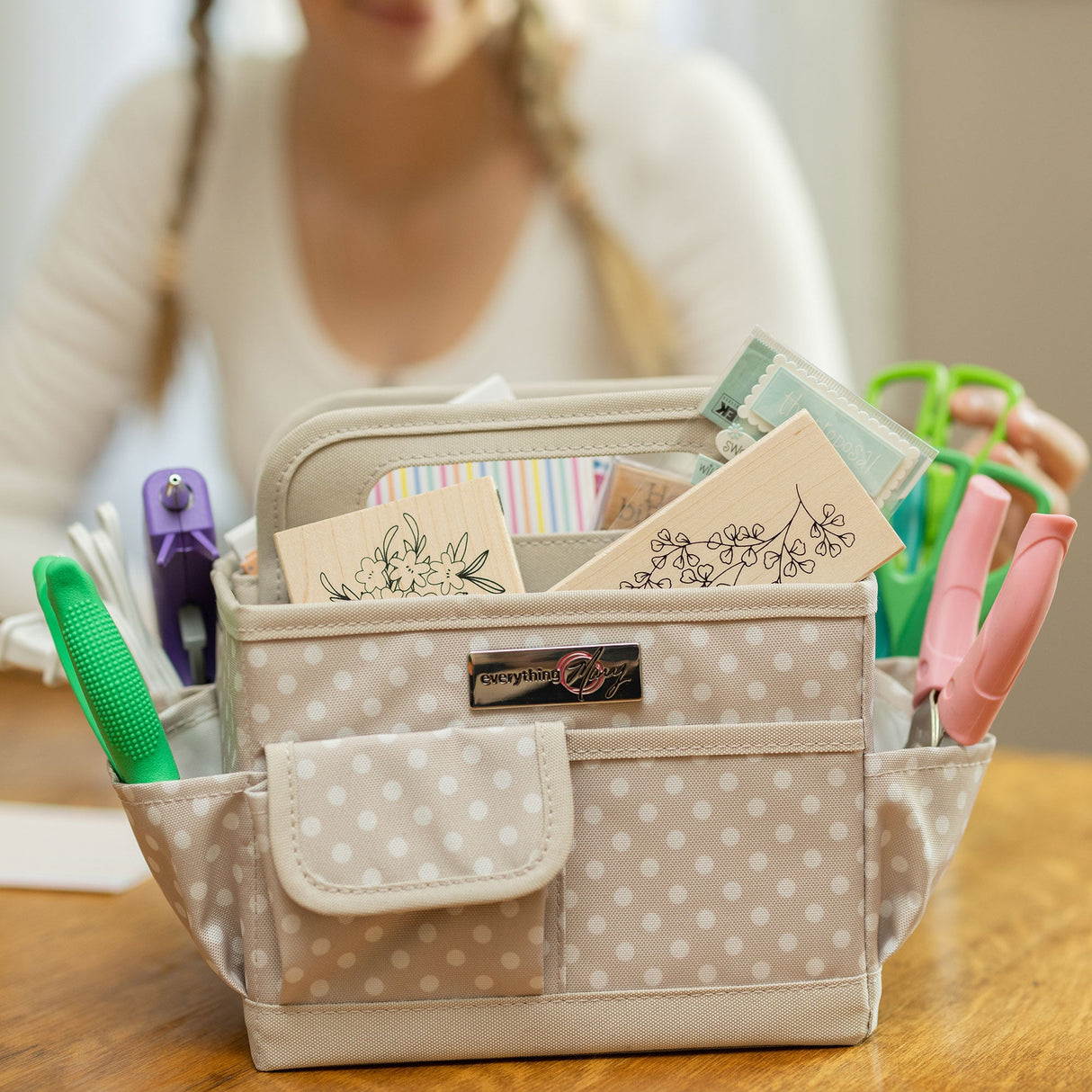 Everything Mary Collapsible Desktop Craft Caddy, Tan Dot – Polyester Craft & Art Supply Organizer with 12 Storage Compartments