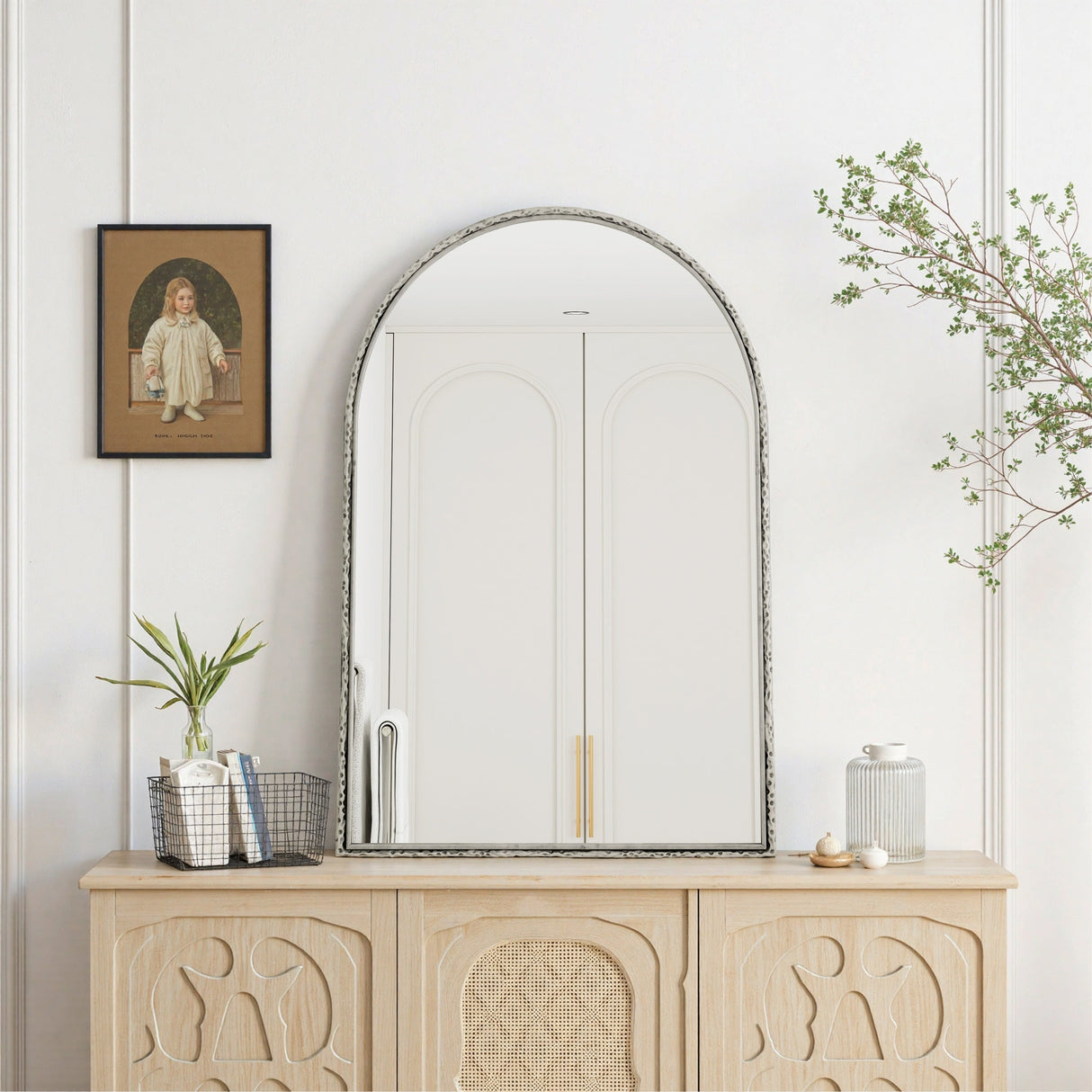 Arched Silver Wall Mirror with Tempered Glass Metal Frame