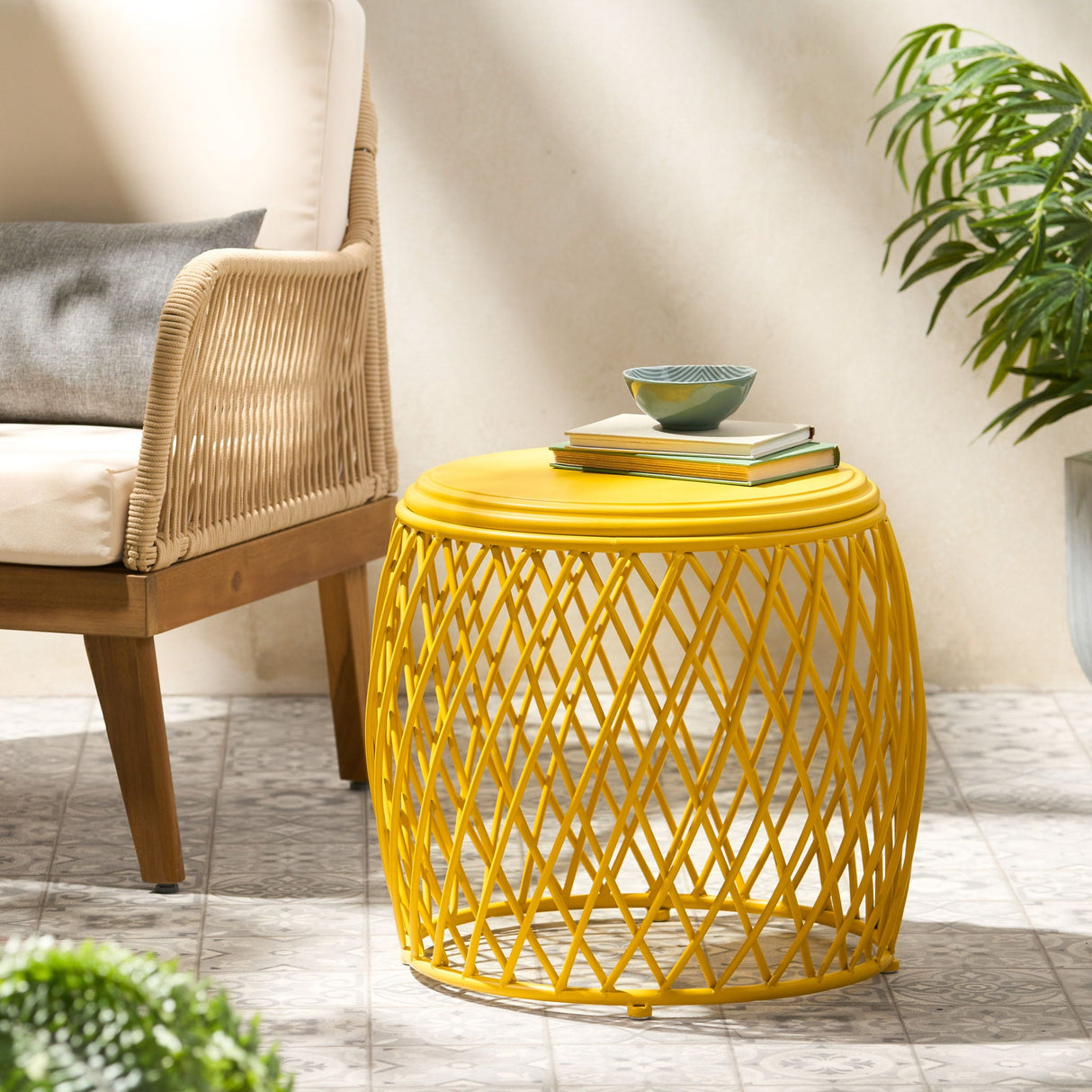 Alamera - Side Table