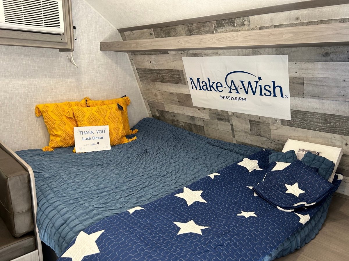 Star Reversible 3 Piece Quilt Set