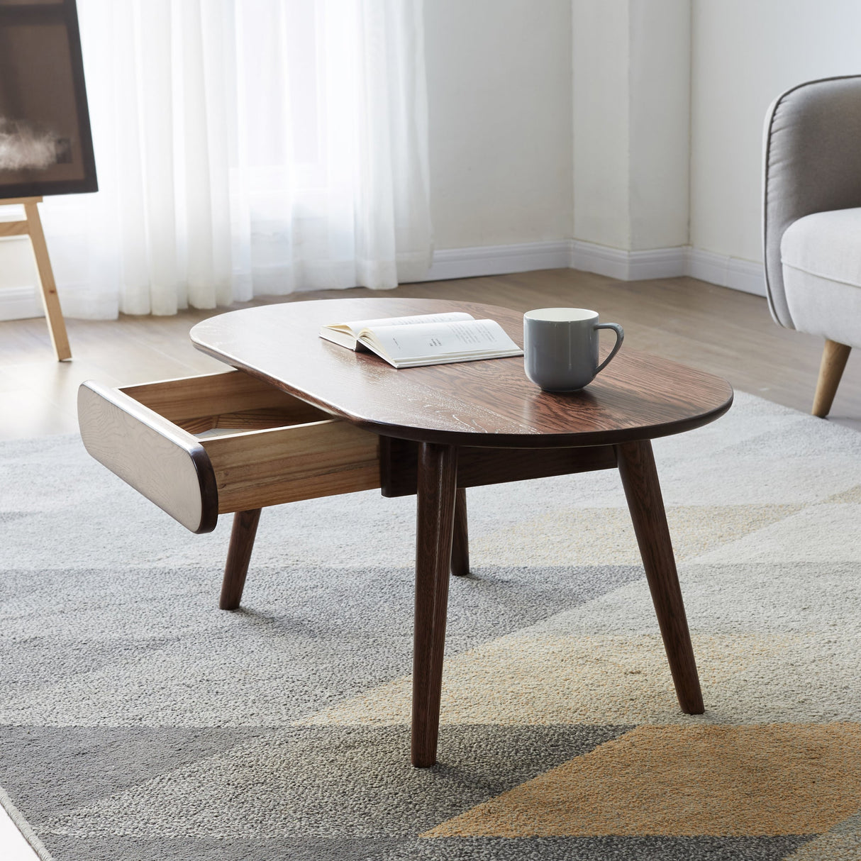 Capsule Centre Table