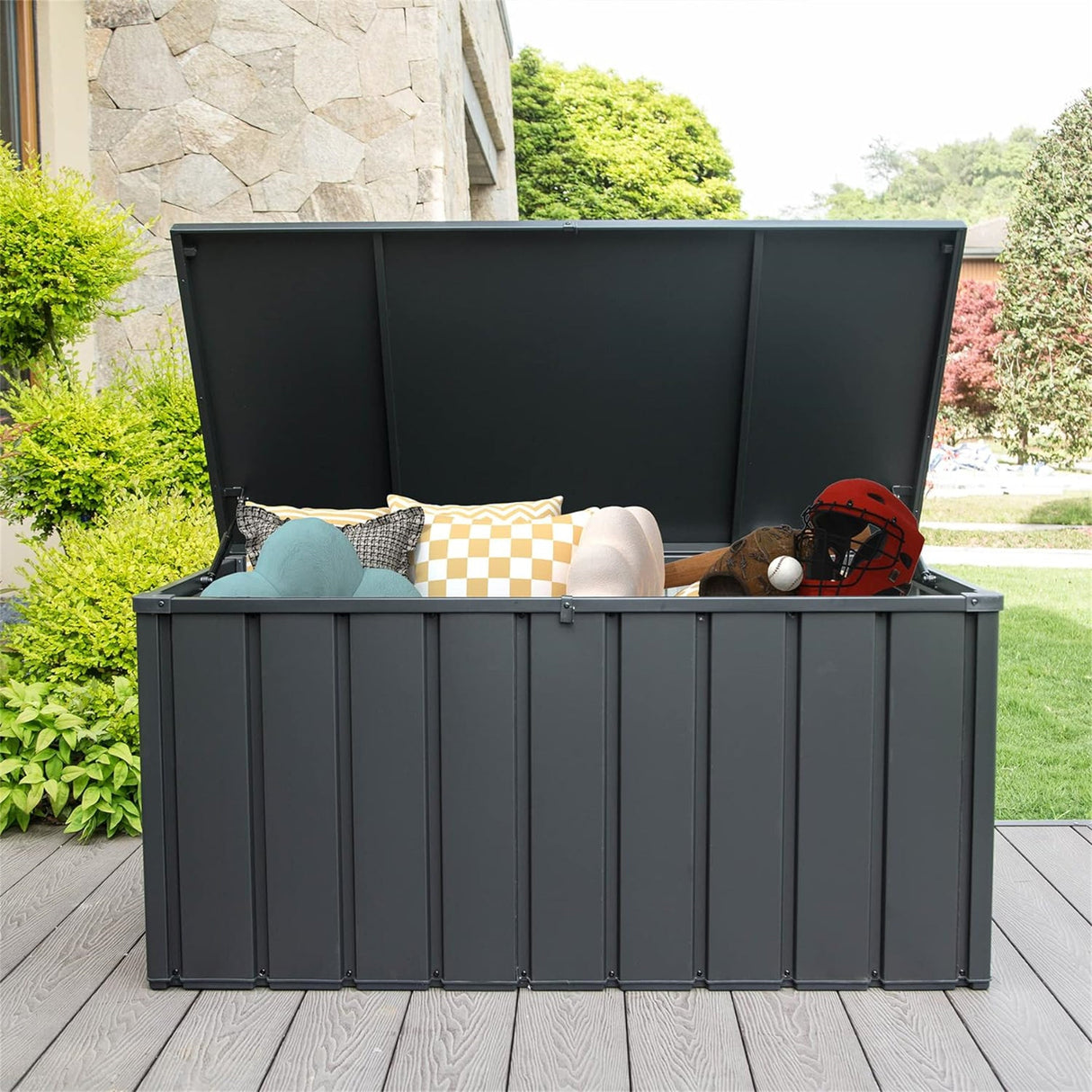 150 Gallon Outdoor Storage Deck Box - Waterproof and Lockable