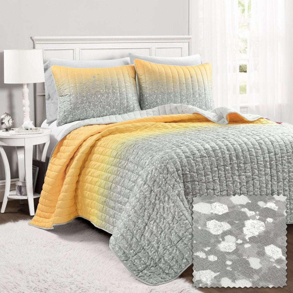 Glitter Ombre Metallic Print Quilt Set With Pillowcases