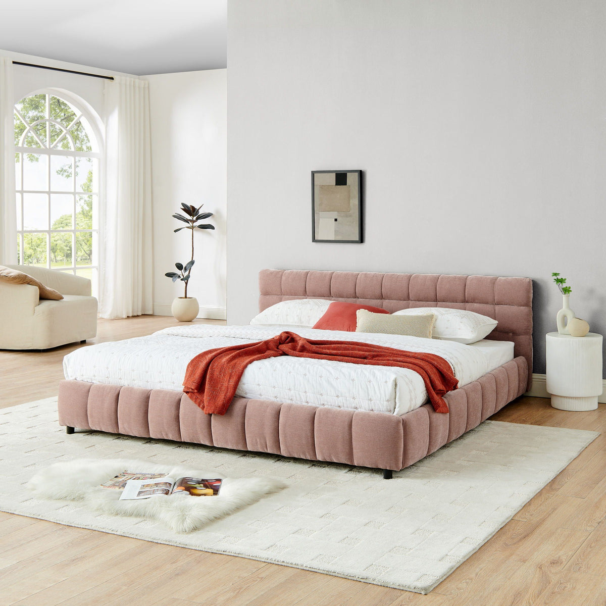 Modern Platform Bed Frame With Thick Fabric