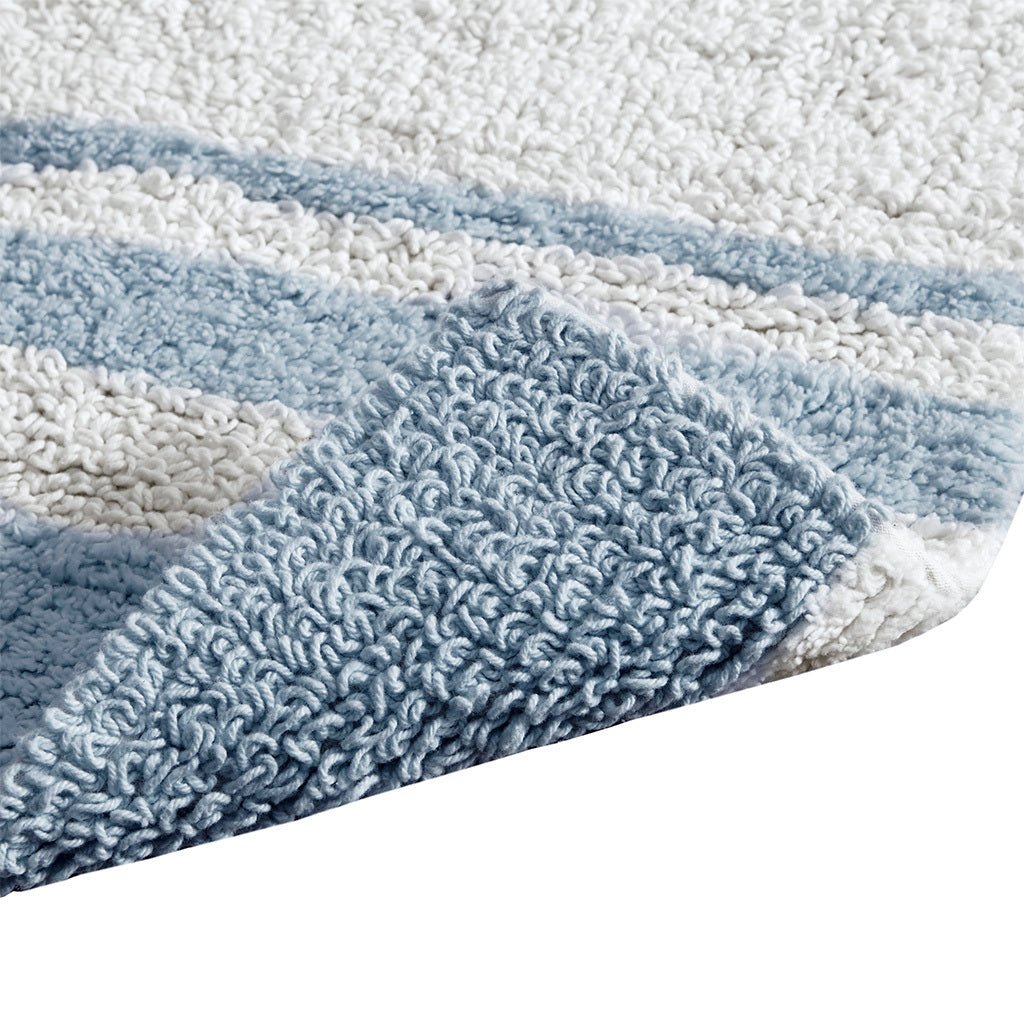 24" x 72" reversible bath rug - Tuesday Morning - Bathroom Rugs