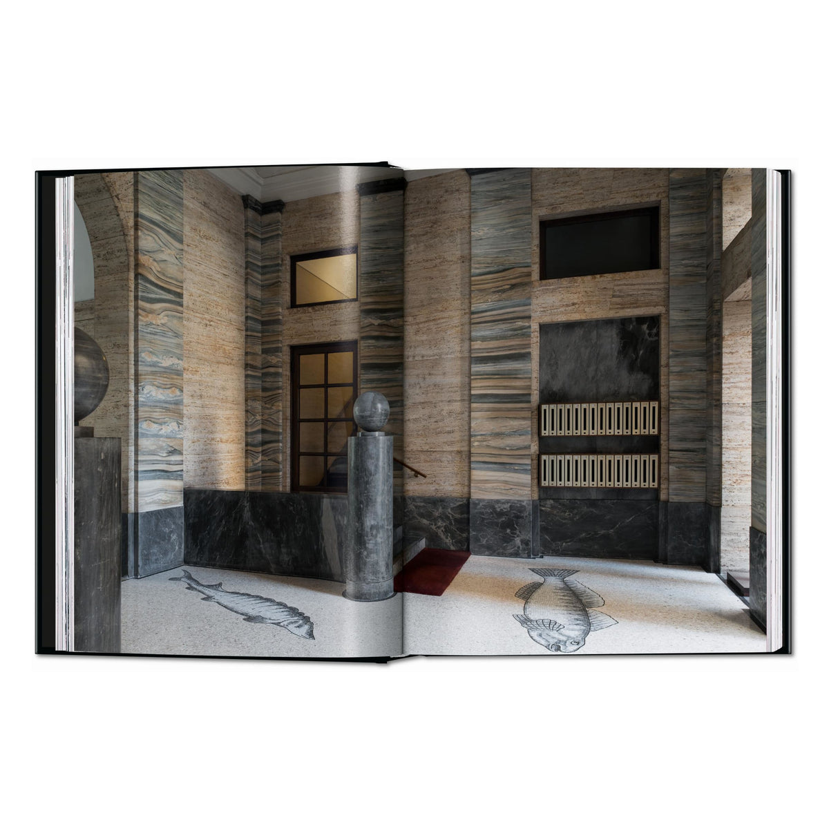 Entryways of Milan. Ingressi di Milano. 45th Ed. (English, Italian)
