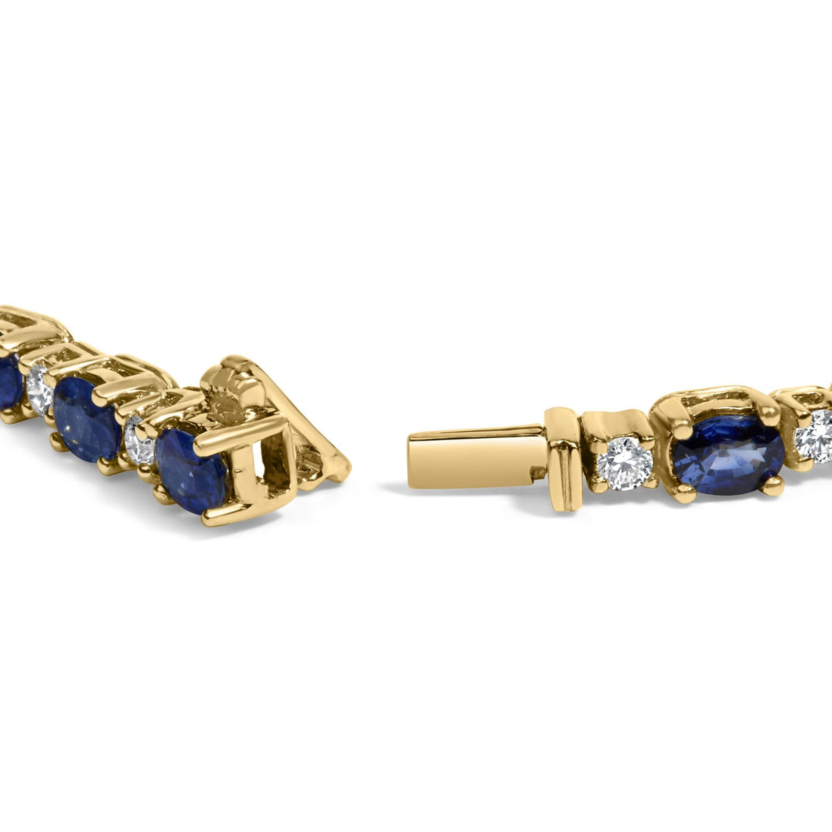 18K Yellow Gold 3/4 Cttw Diamond and 5 1/3 Cttw Oval Blue Sapphire Alternating Link Bracelet (G-H Color, VS1-VS2 Clarity) - 7.25" Inches