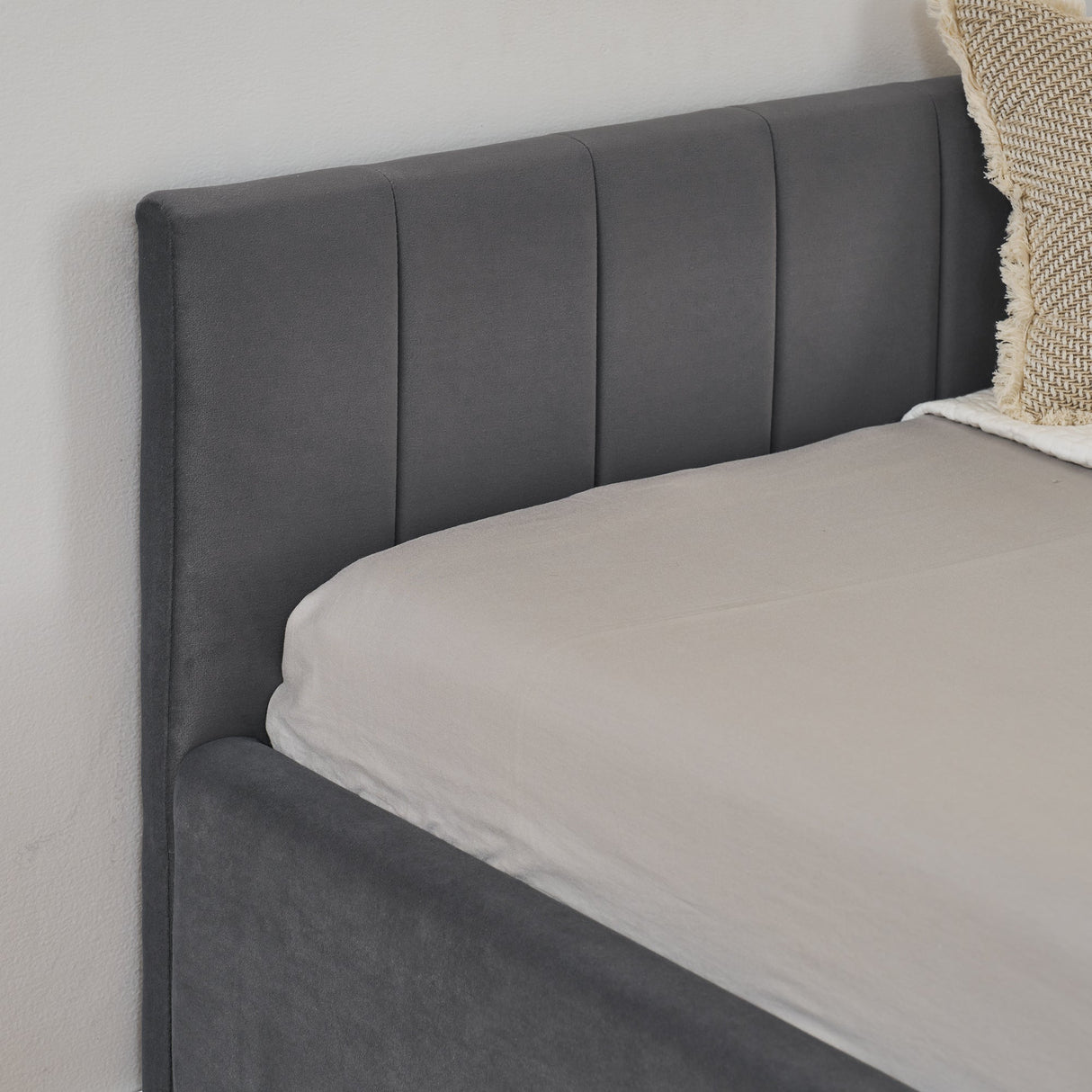 Full Size Upholstered Tufted Bed Frame with Two Drawers