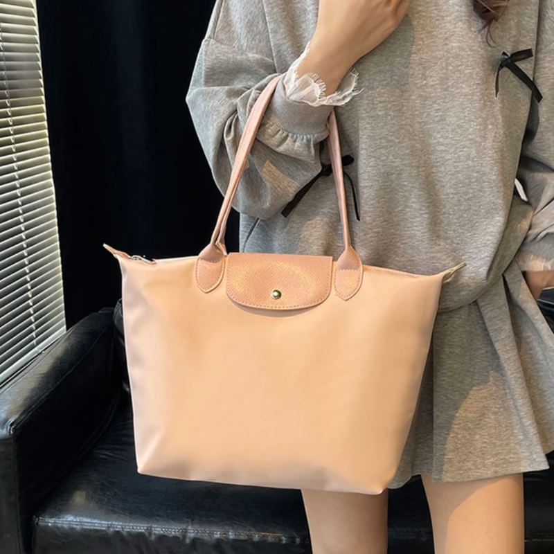 Large Classic Shoulder Handbag