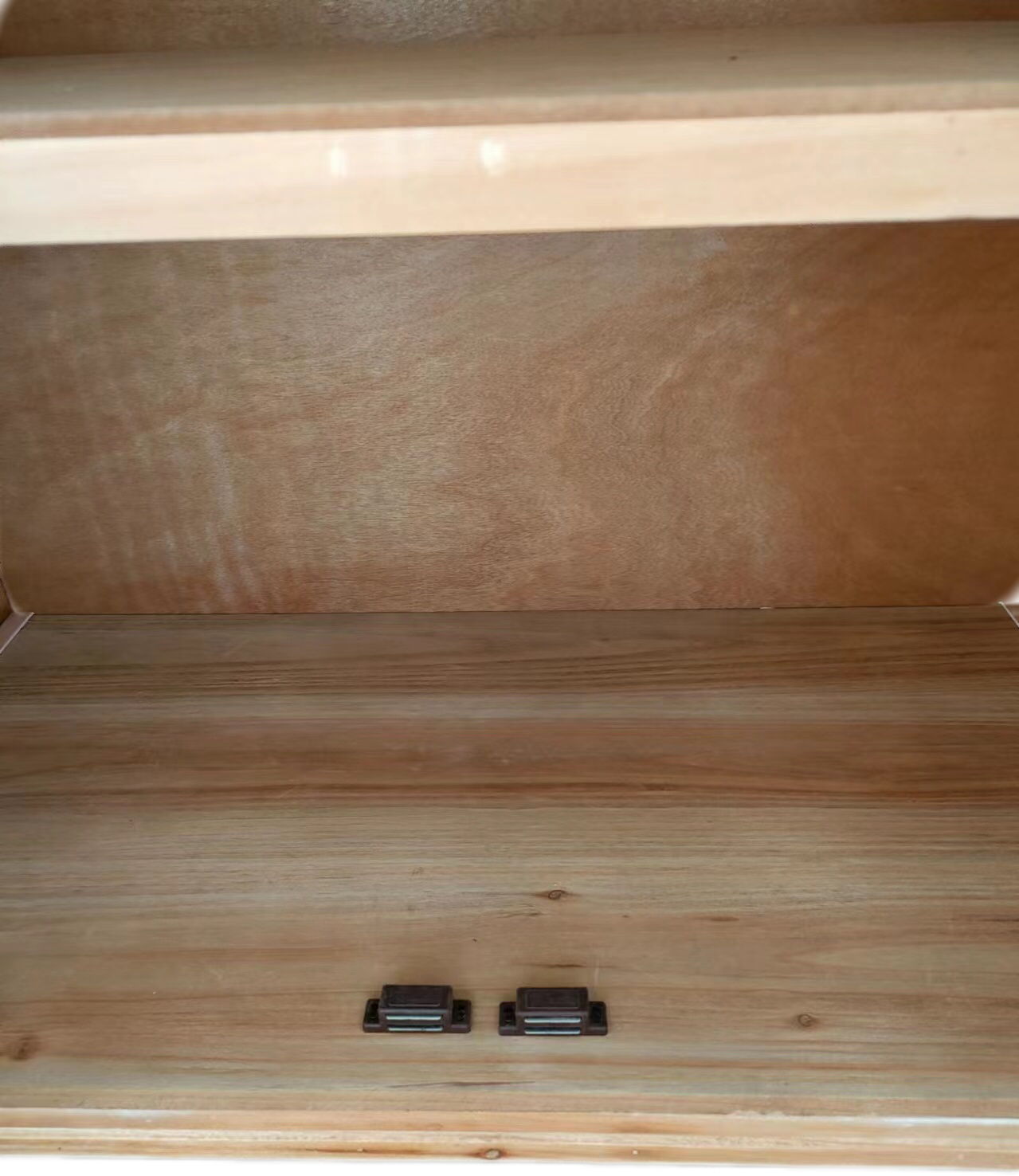 Hollow-Carved Accent Cabinenet