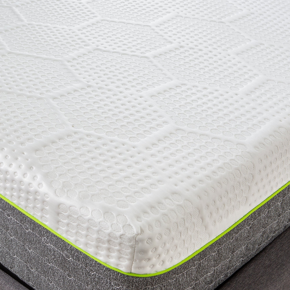 GhostBed 3D Matrix Hybrid Mattress