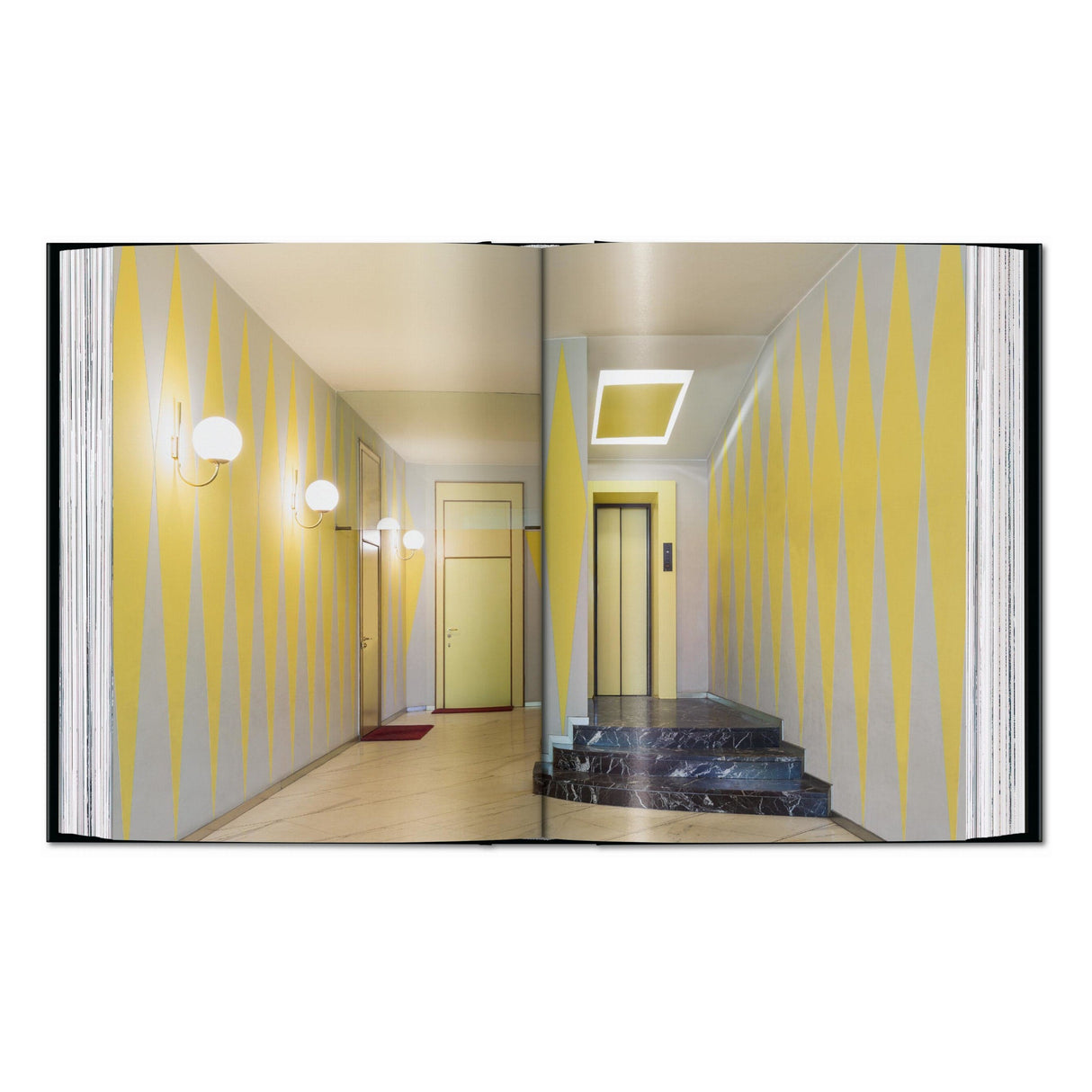 Entryways of Milan. Ingressi di Milano. 45th Ed. (English, Italian)