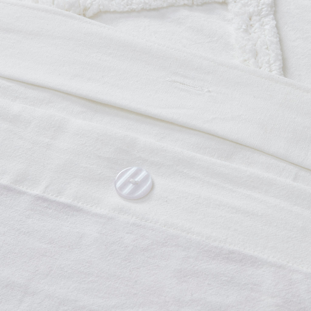 3 Piece Cotton Duvet Cover Set with Chenille Tufting - King/Cal King : 106W x 94L - Tuesday Morning - Comforters & Duvets