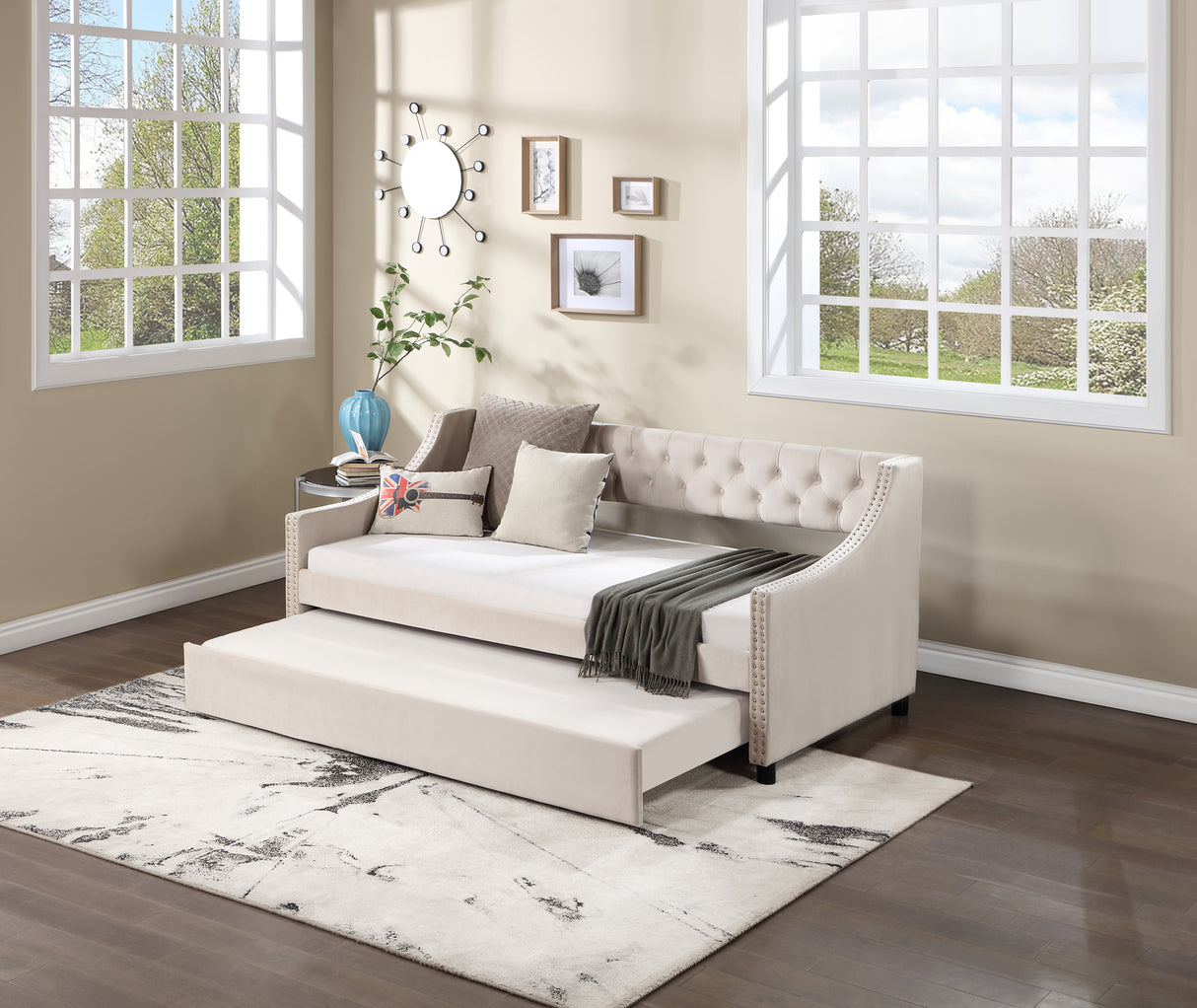 Daybed-with-Trundle-Upholstered-Tufted-Sofa-Bed,-Arms-Full-Size-Beige-Daybeds