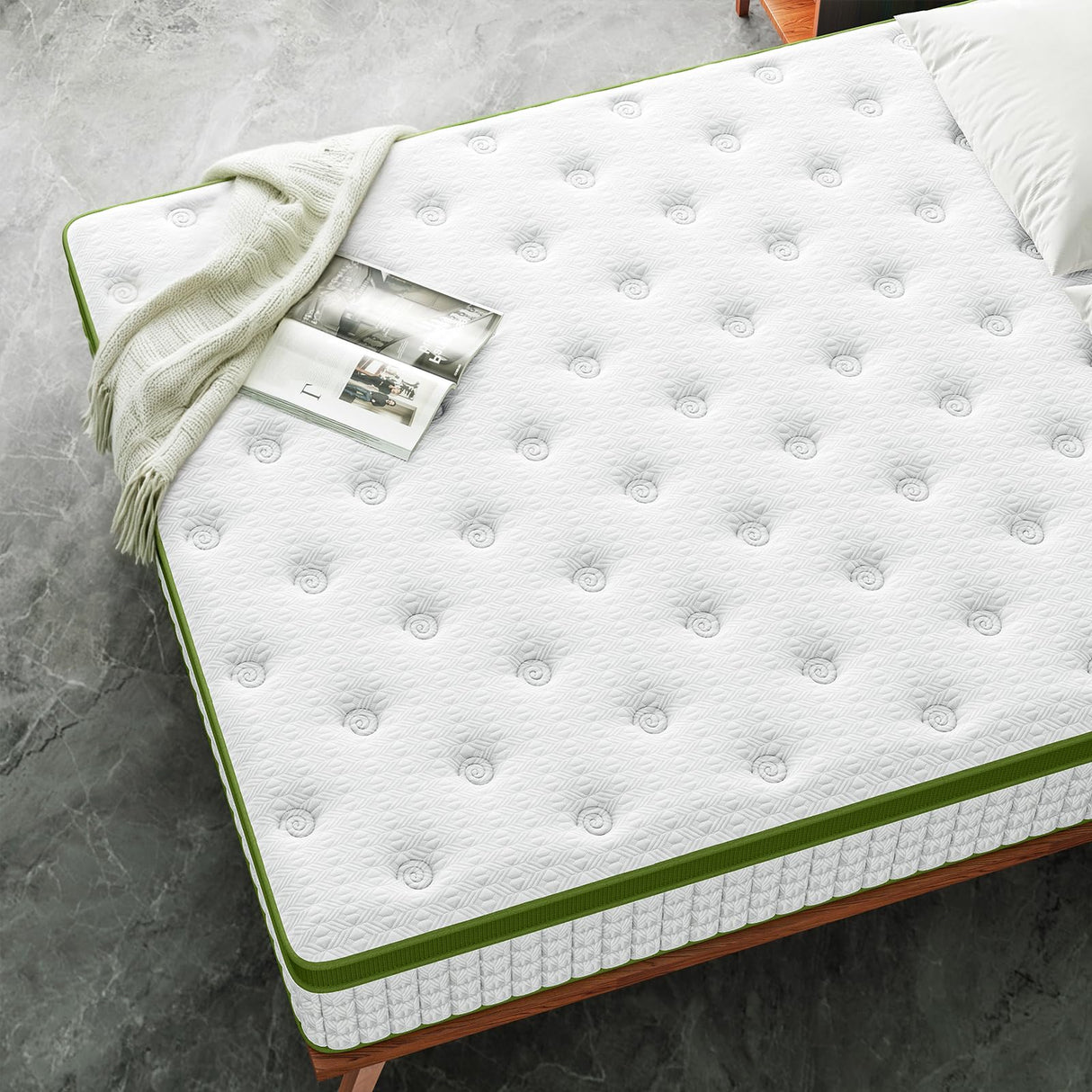 14 Inch Queen Size Hybrid Mattress