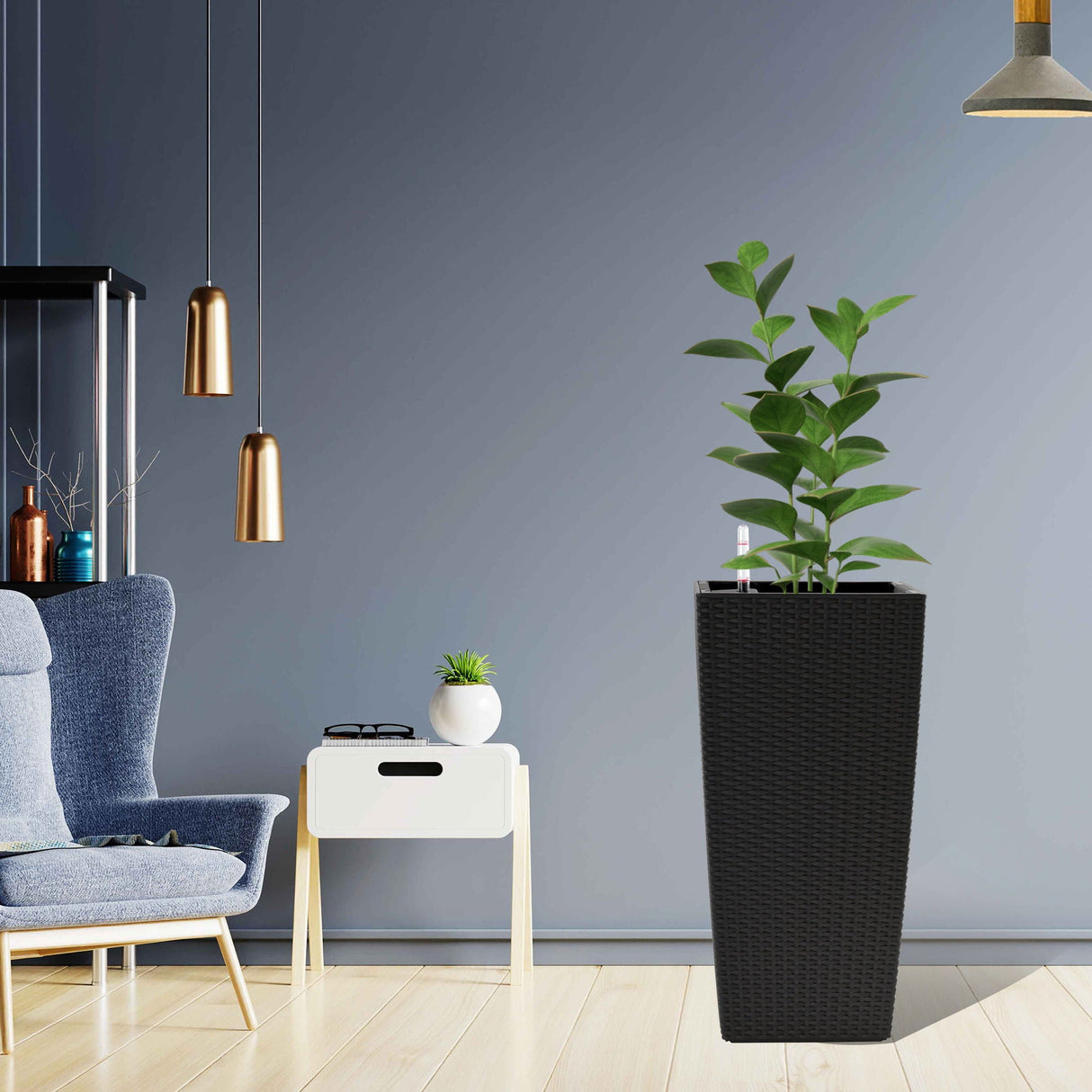 Indoor Outdoor Planter With Automatic Watering System