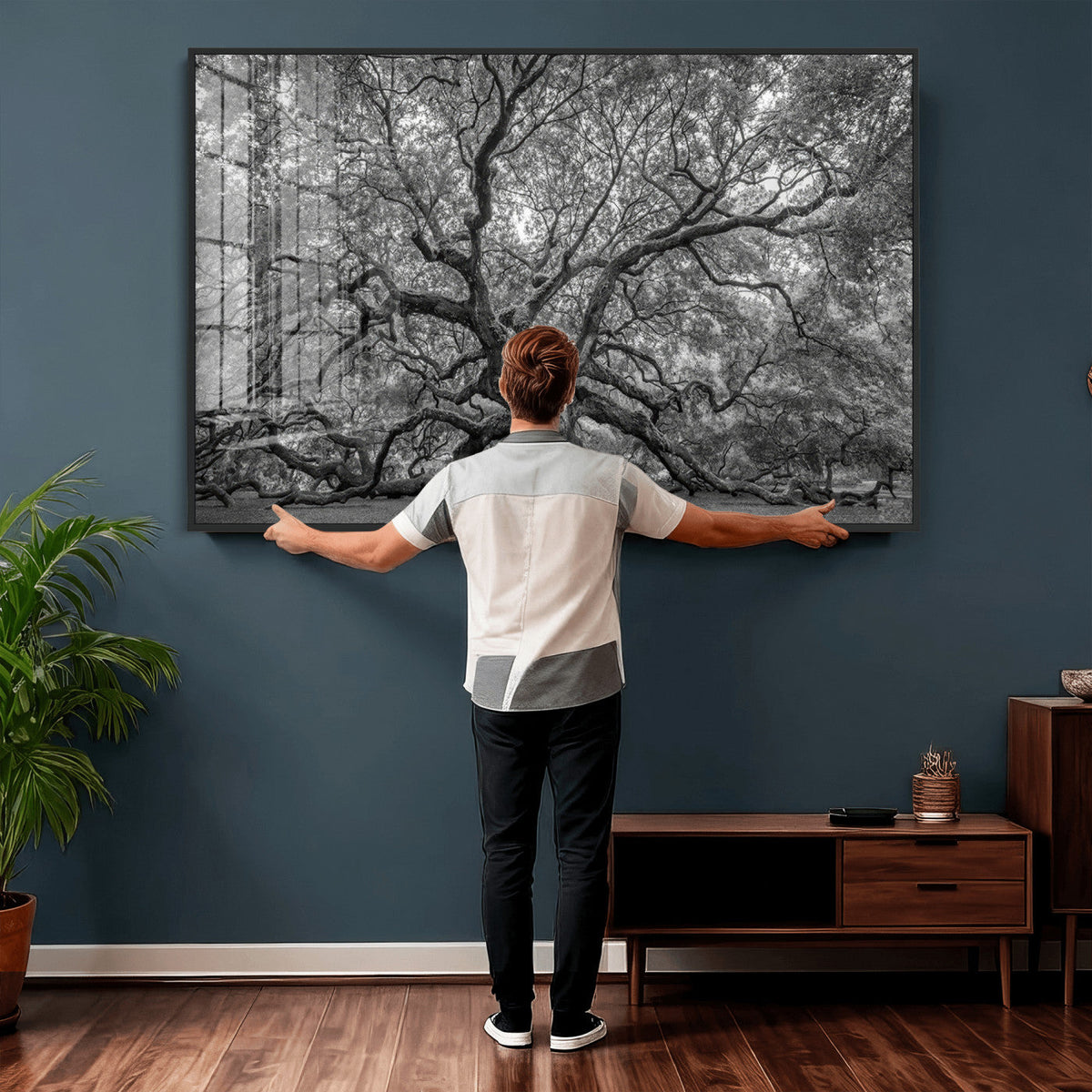 Majestic Angel Oak Tree Black and White Canvas Print – Multi