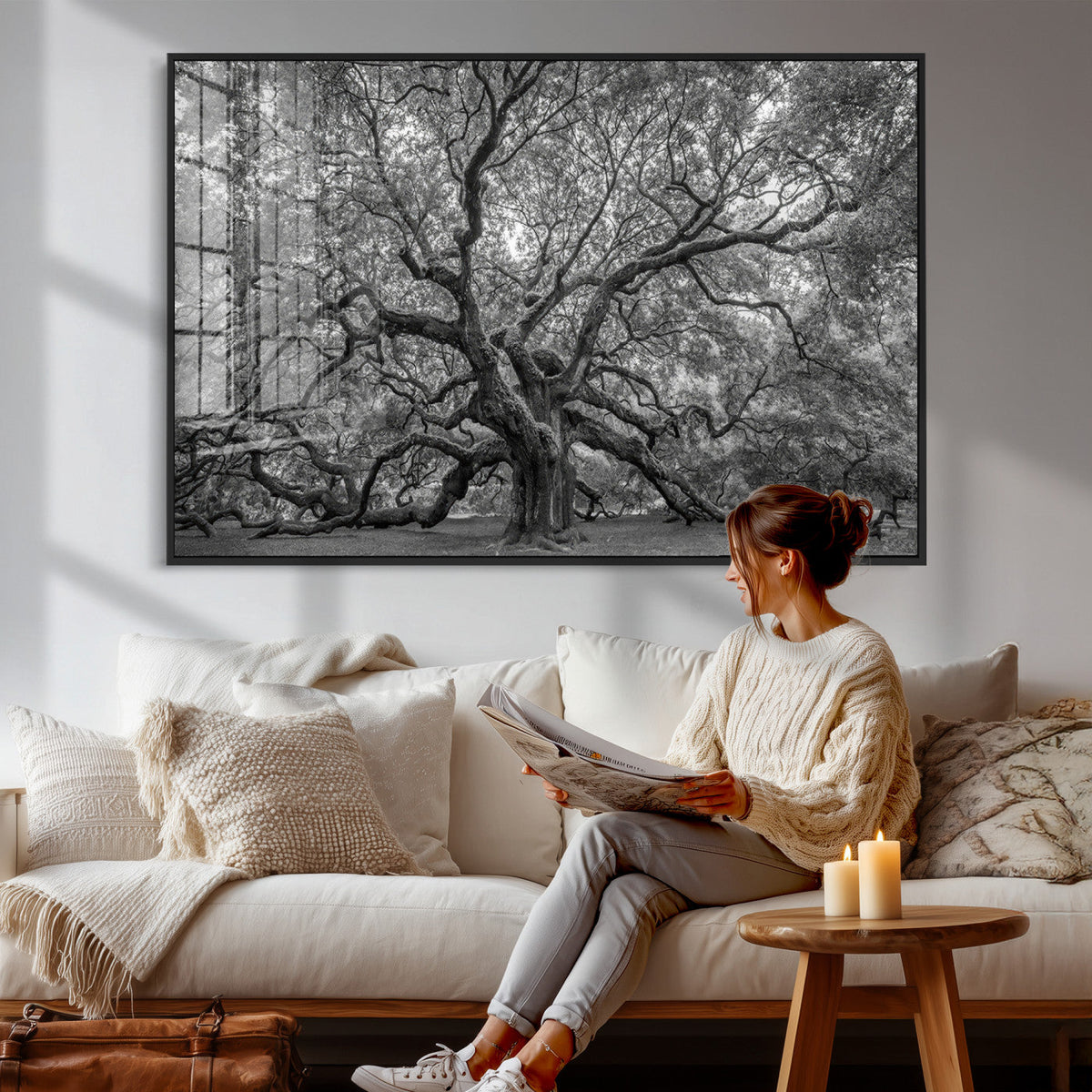 Majestic Angel Oak Tree Black and White Canvas Print – Multi
