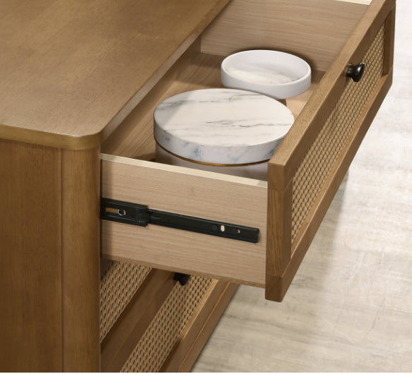 Vichy 6-Piece Rubberwood Queen Bedroom Set