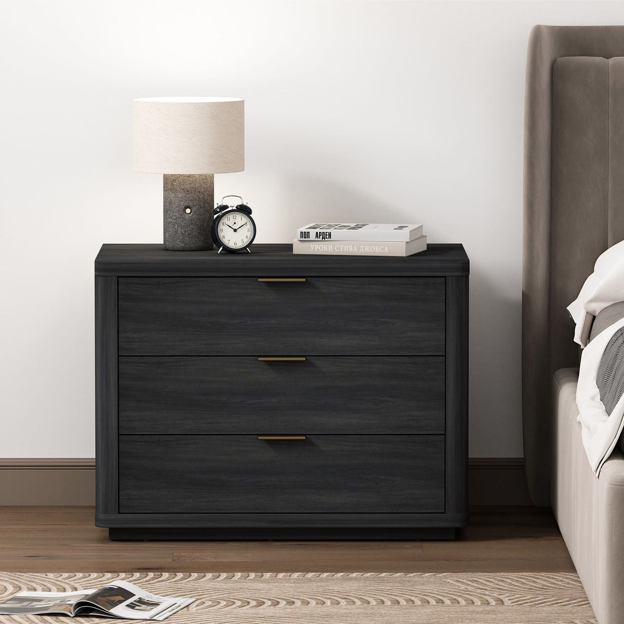 Evelyn - Nightstand