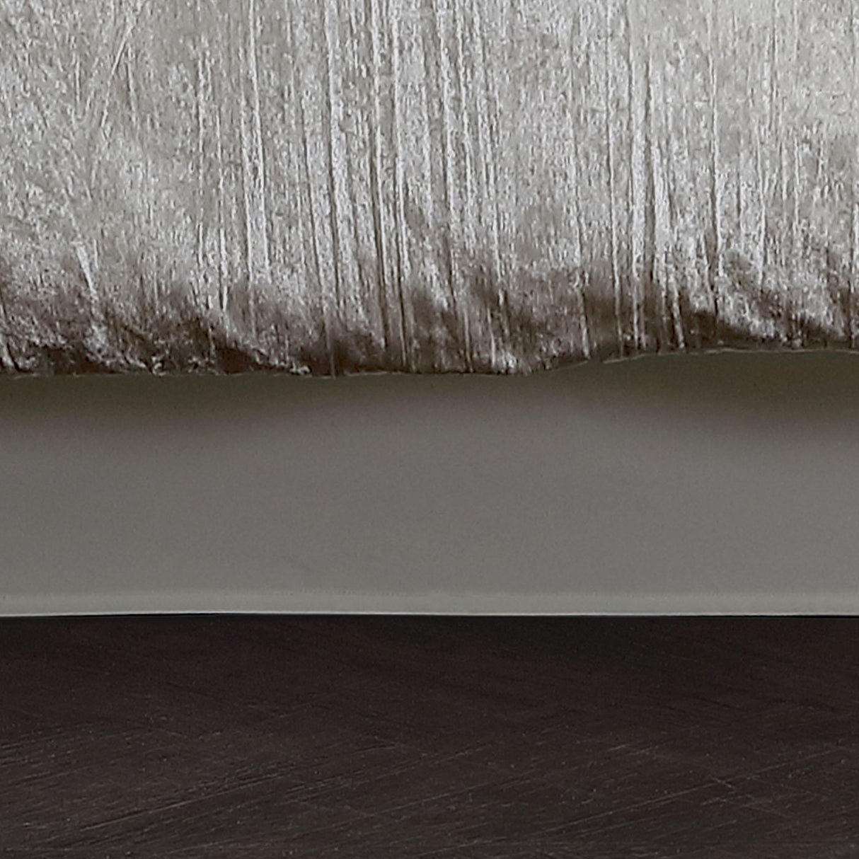 Turin 7 Piece White Crinkle Velvet Queen Comforter Ensemble