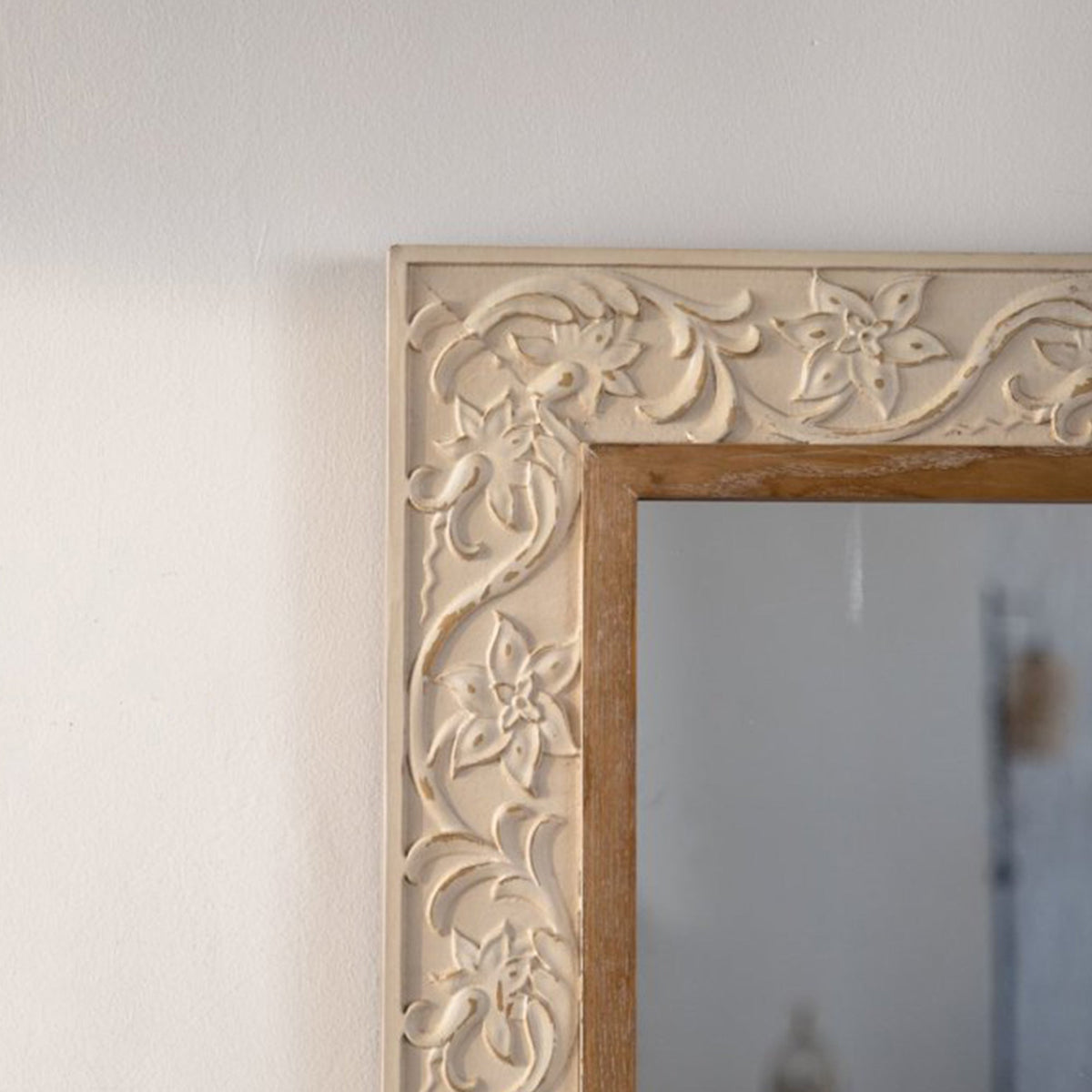 Vintage Carved Pattern Rectangular Wall Mirror