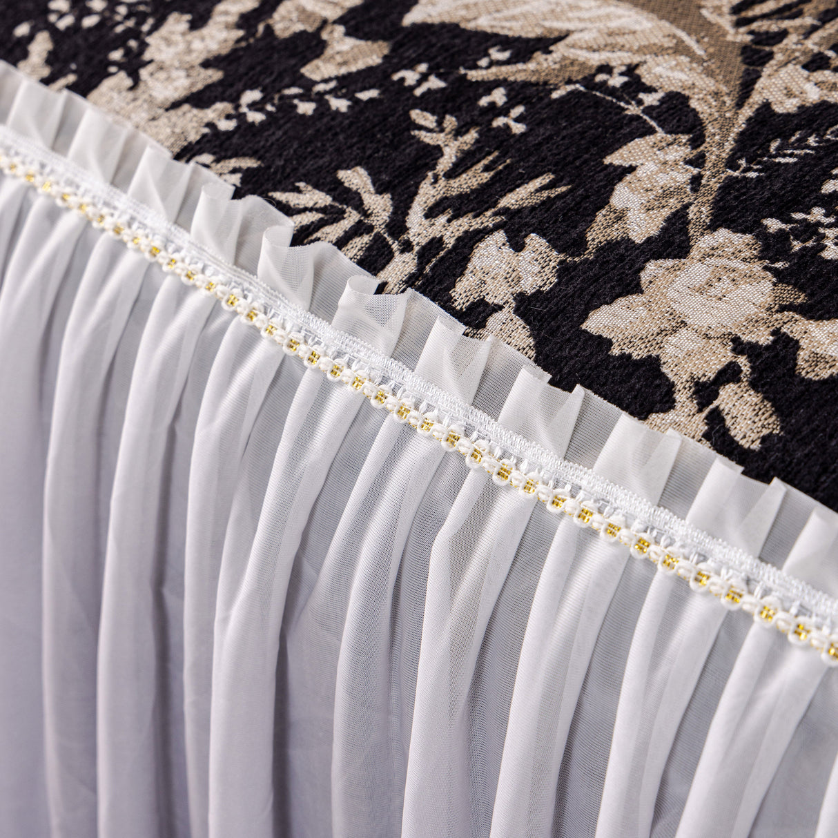 Elegant Botanical Sofa Cover with Pleated Tulle Skirt, Vintage Floral Couch Protector