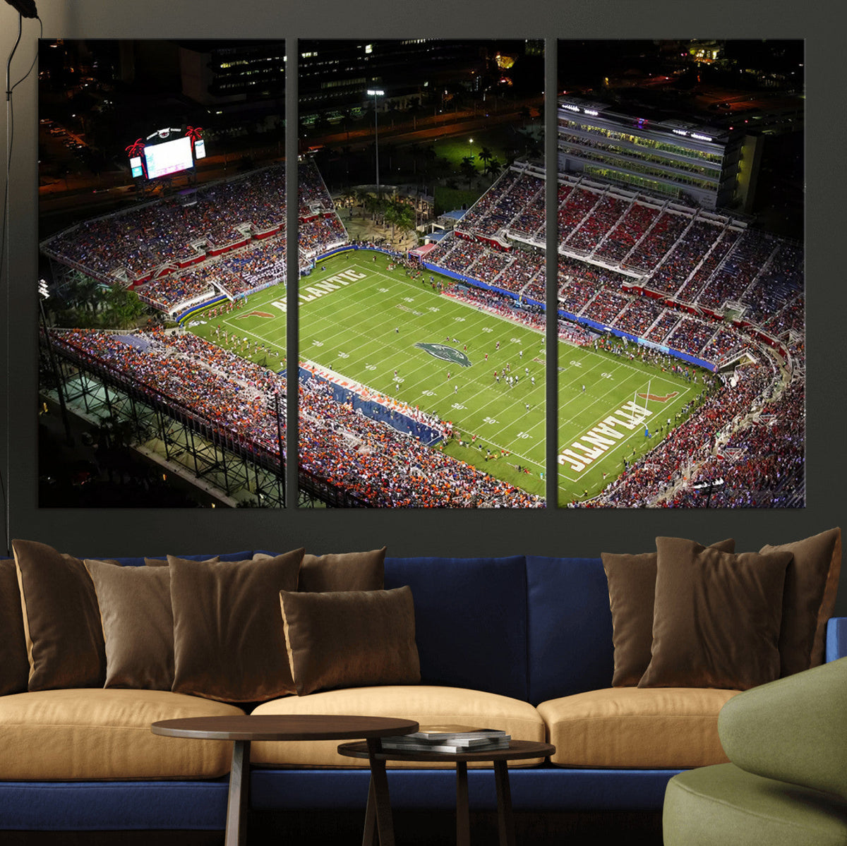 Florida Atlantic University Owls Canvas Print, Football Team